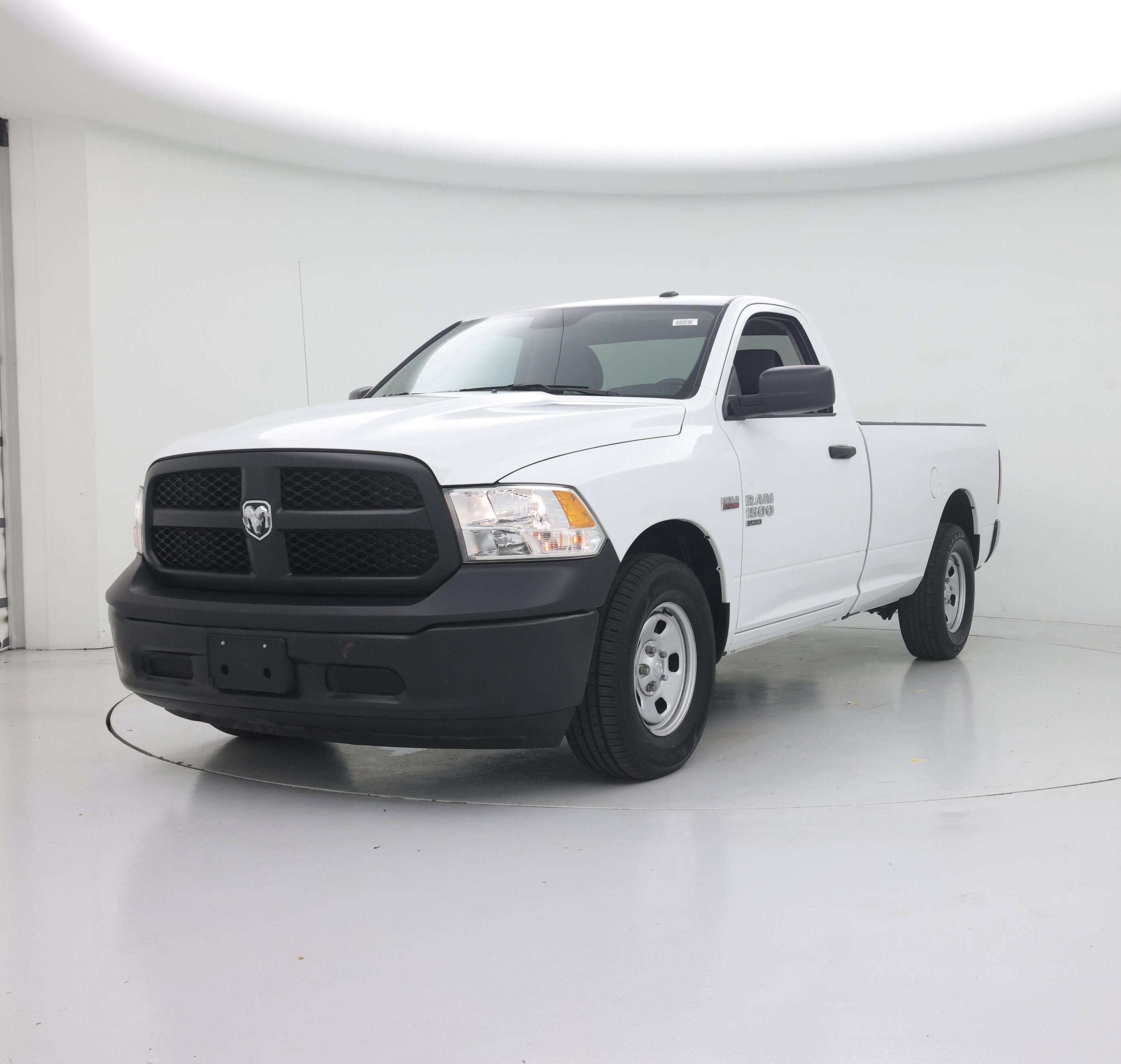 Thumbnail: 2023 RAM 1500 Classic - 4