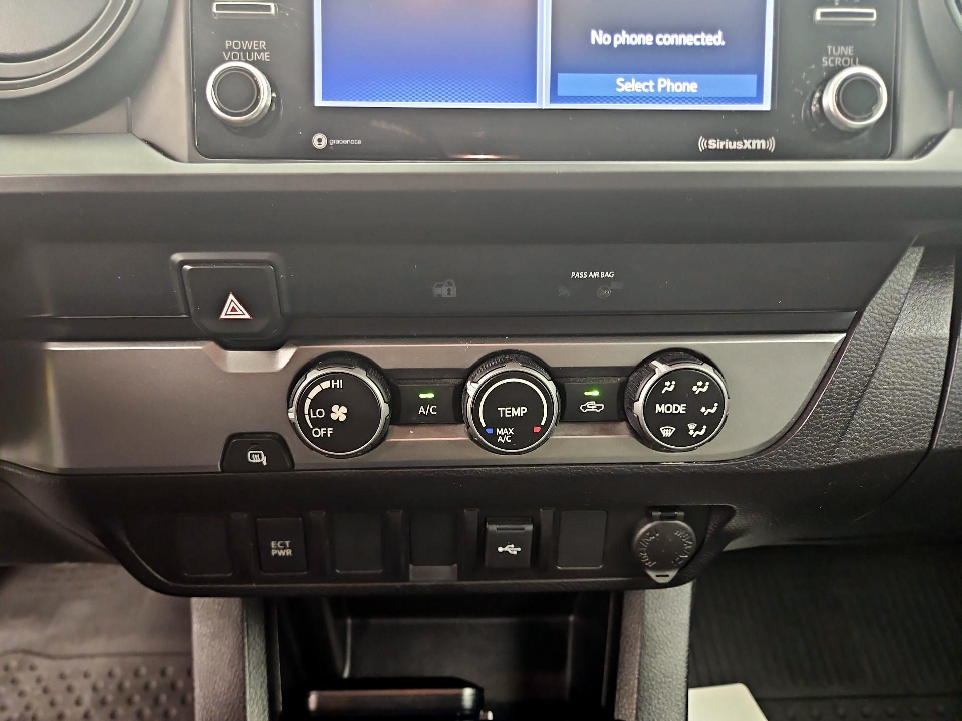 Thumbnail: 2021 Toyota Tacoma - 17