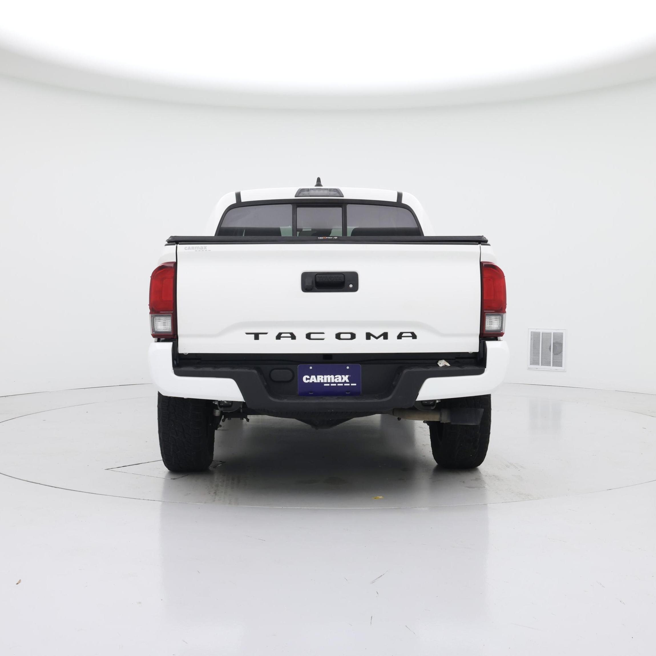 Thumbnail: 2021 Toyota Tacoma - 6