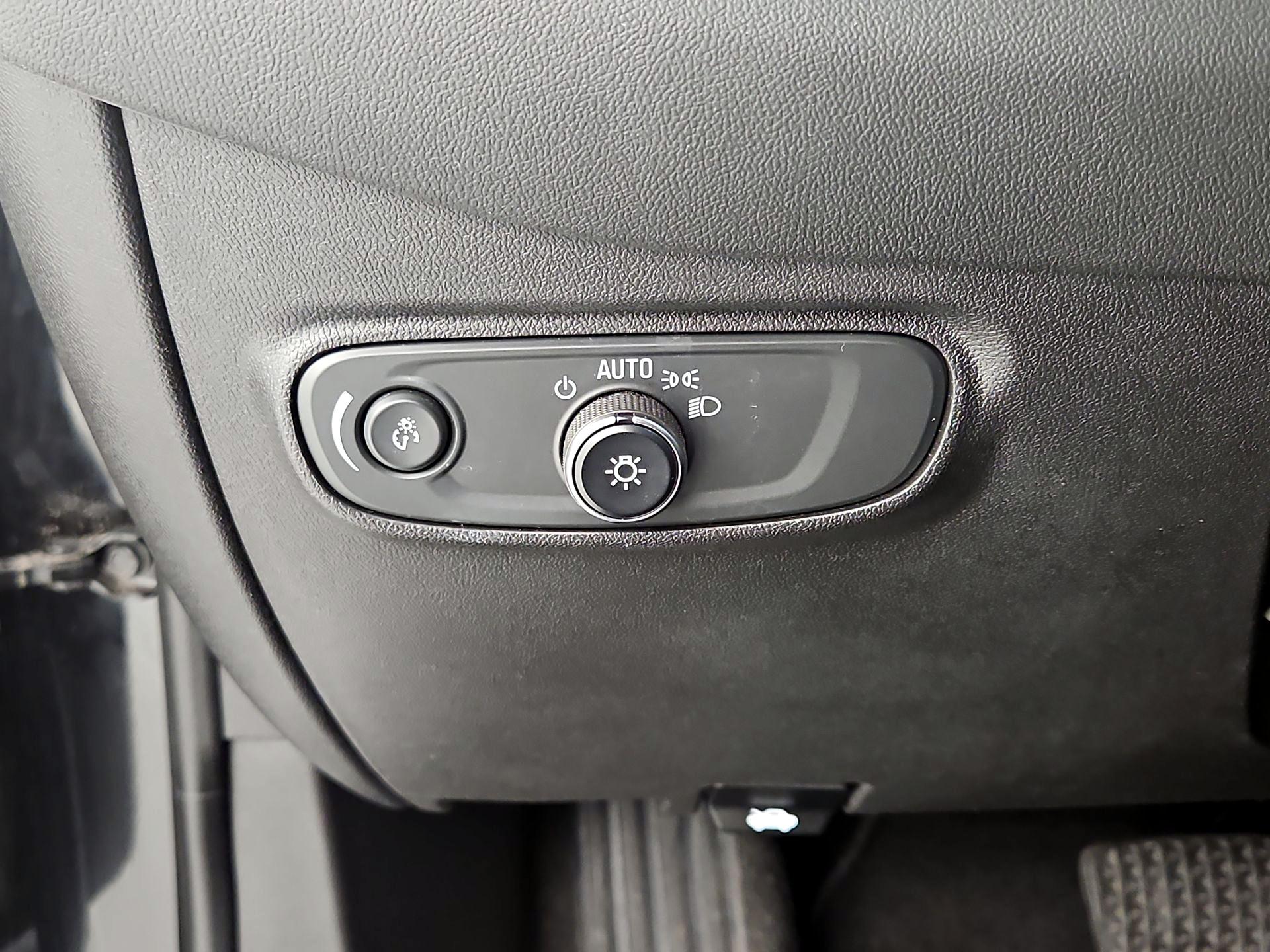 Thumbnail: 2023 Chevrolet Equinox - 13