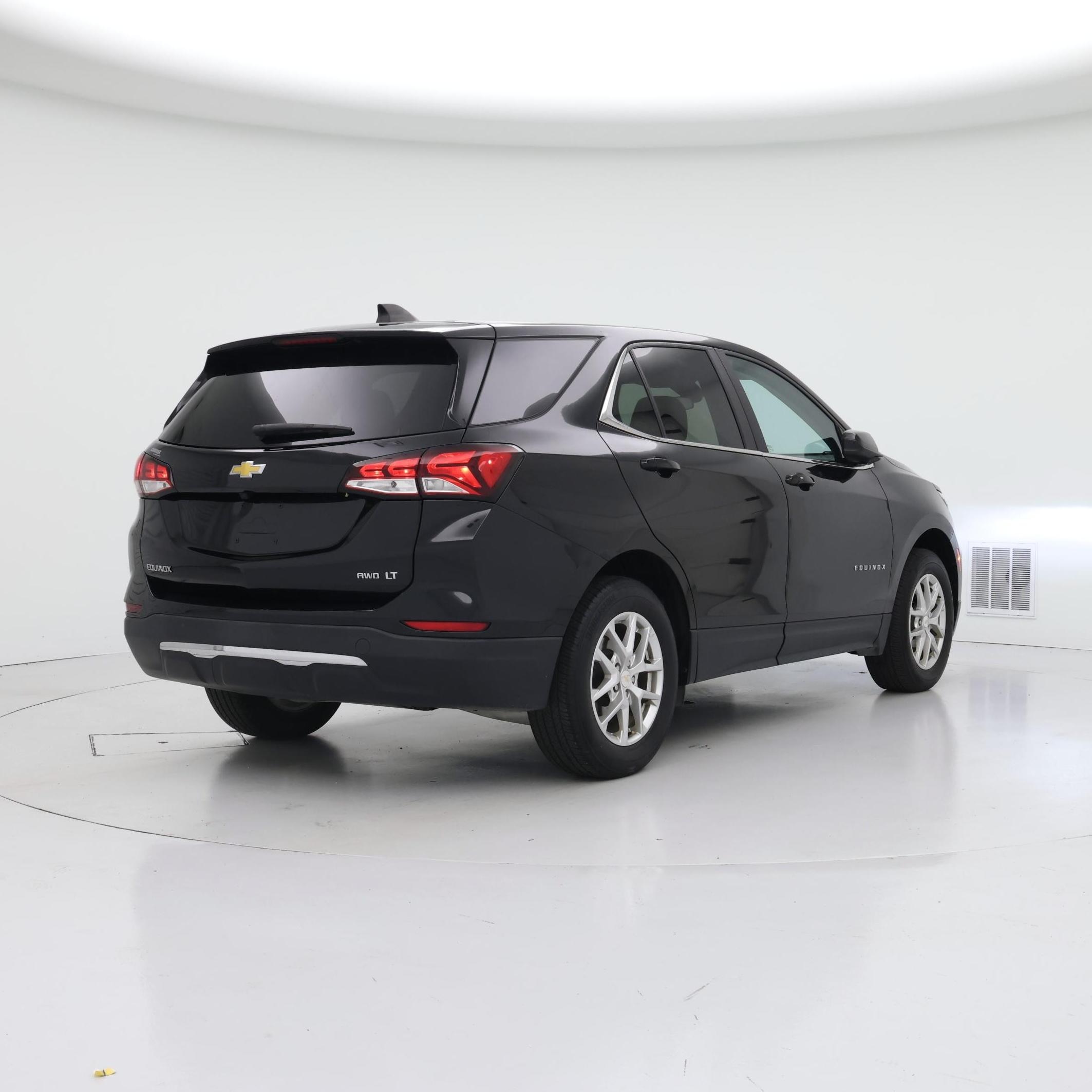 Thumbnail: 2023 Chevrolet Equinox - 8