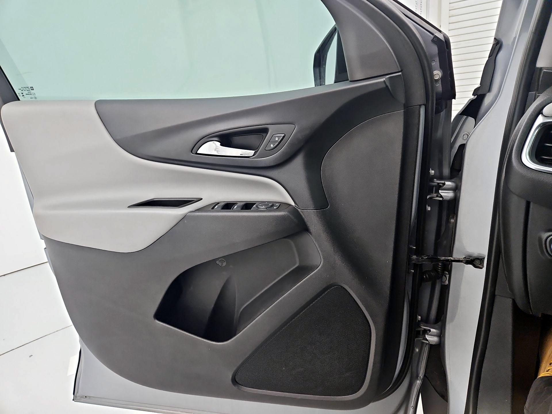 Thumbnail: 2023 Chevrolet Equinox - 12