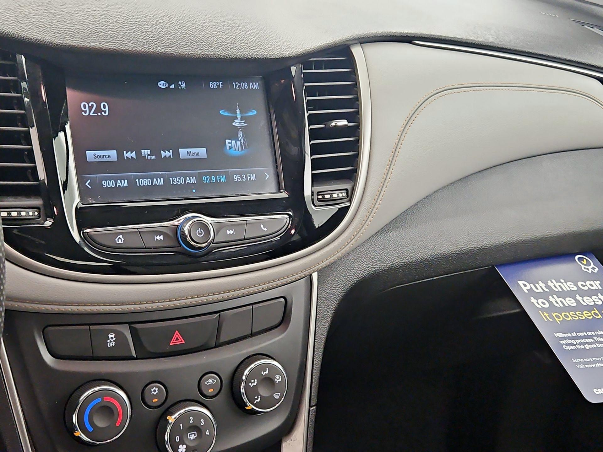 Thumbnail: 2017 Chevrolet Trax - 15