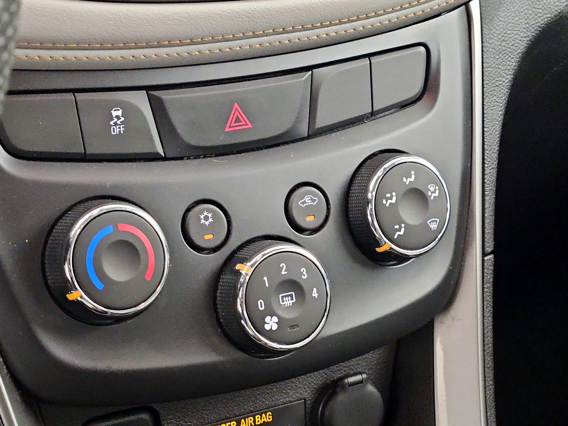 Thumbnail: 2017 Chevrolet Trax - 16