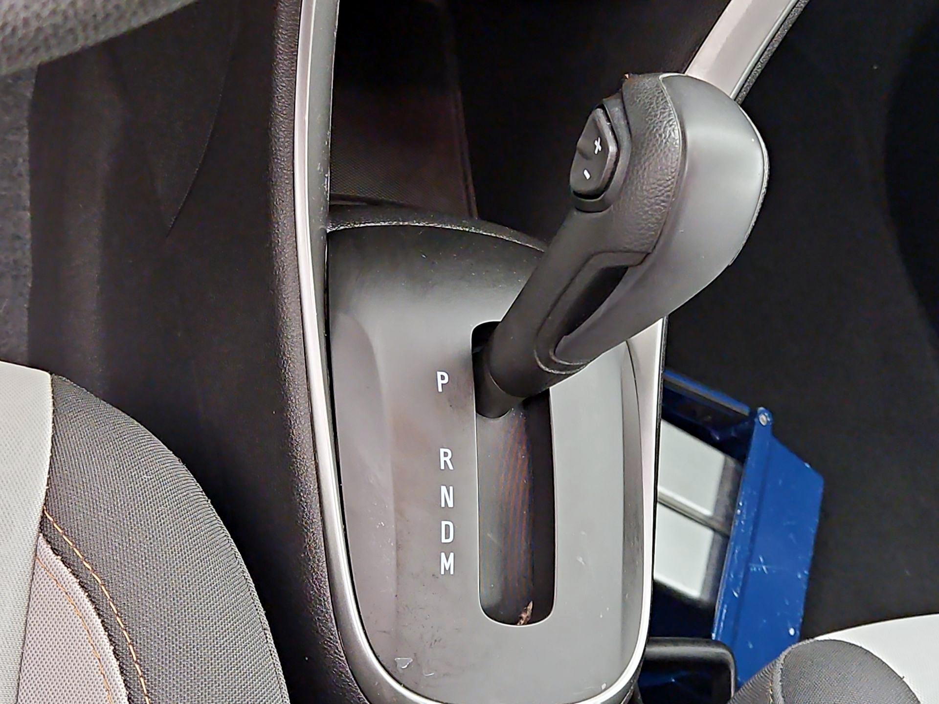 Thumbnail: 2017 Chevrolet Trax - 17