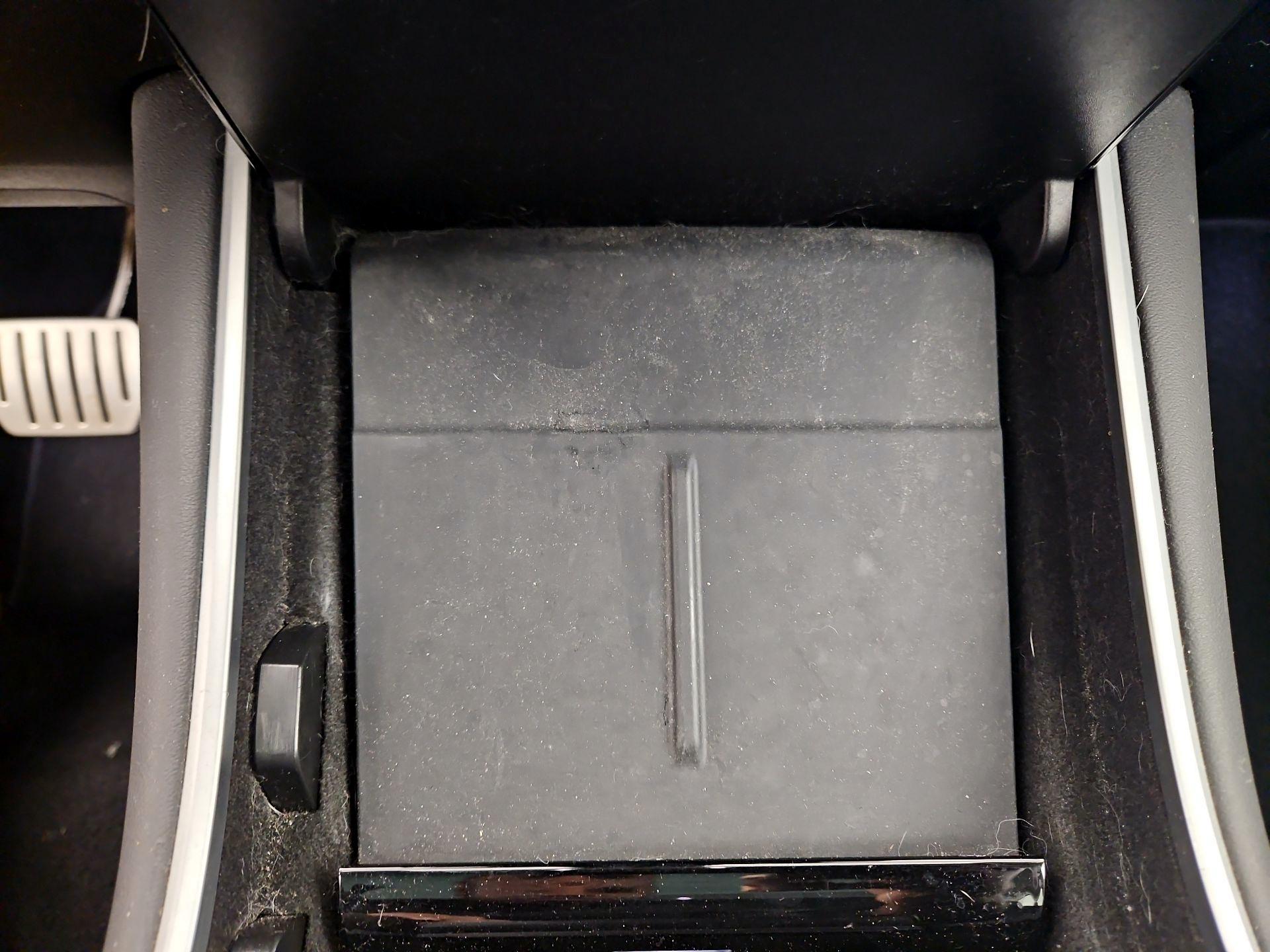 Thumbnail: 2020 Tesla Model 3 - 18