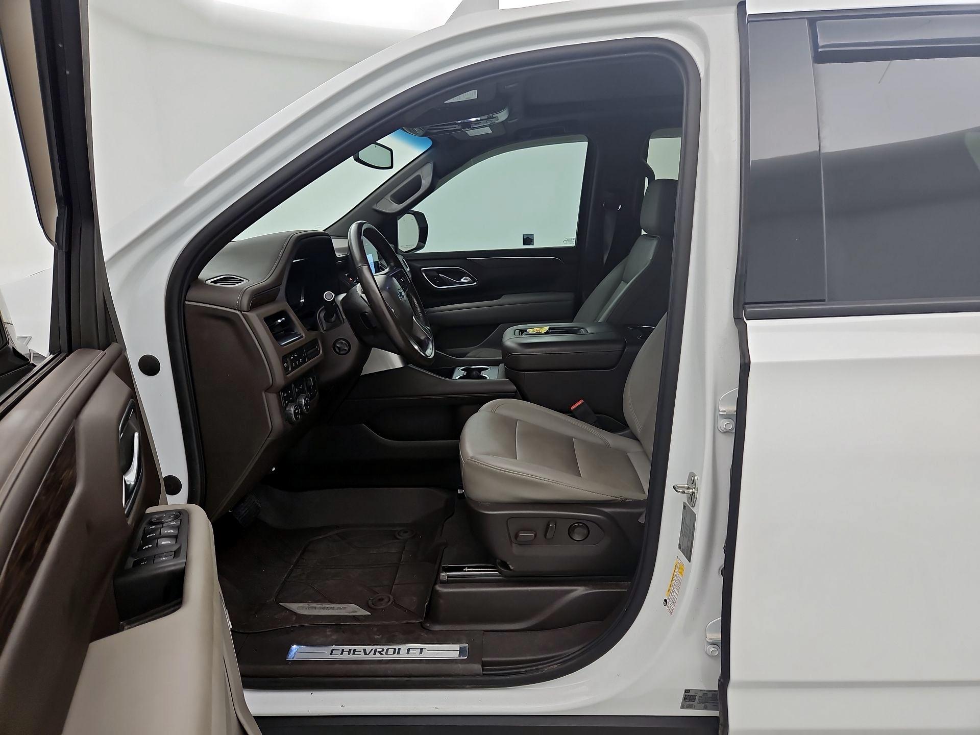 Thumbnail: 2022 Chevrolet Tahoe - 11