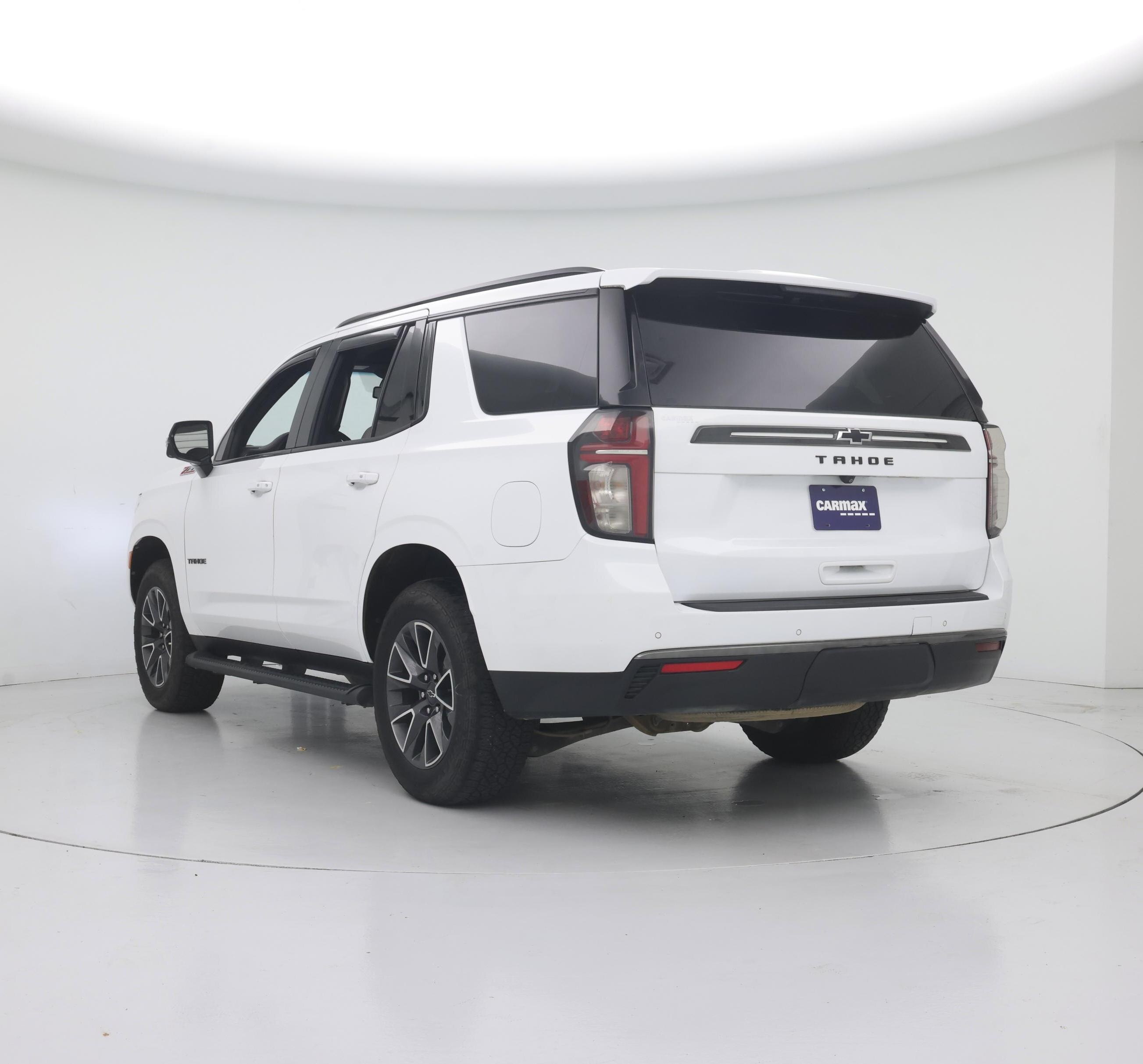 Thumbnail: 2022 Chevrolet Tahoe - 2