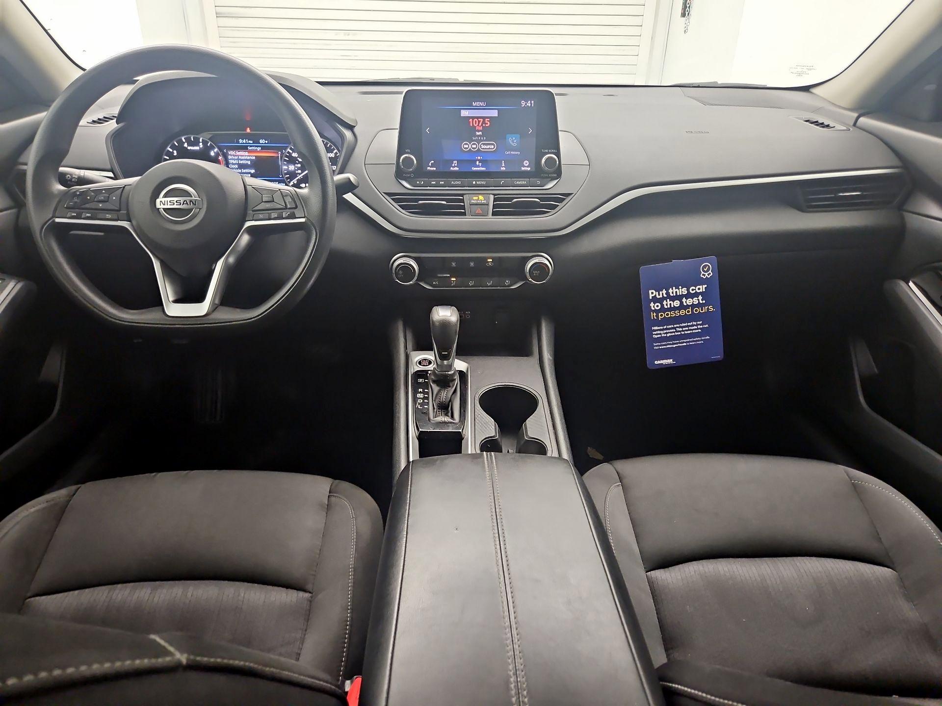 Thumbnail: 2020 Nissan Altima - 9