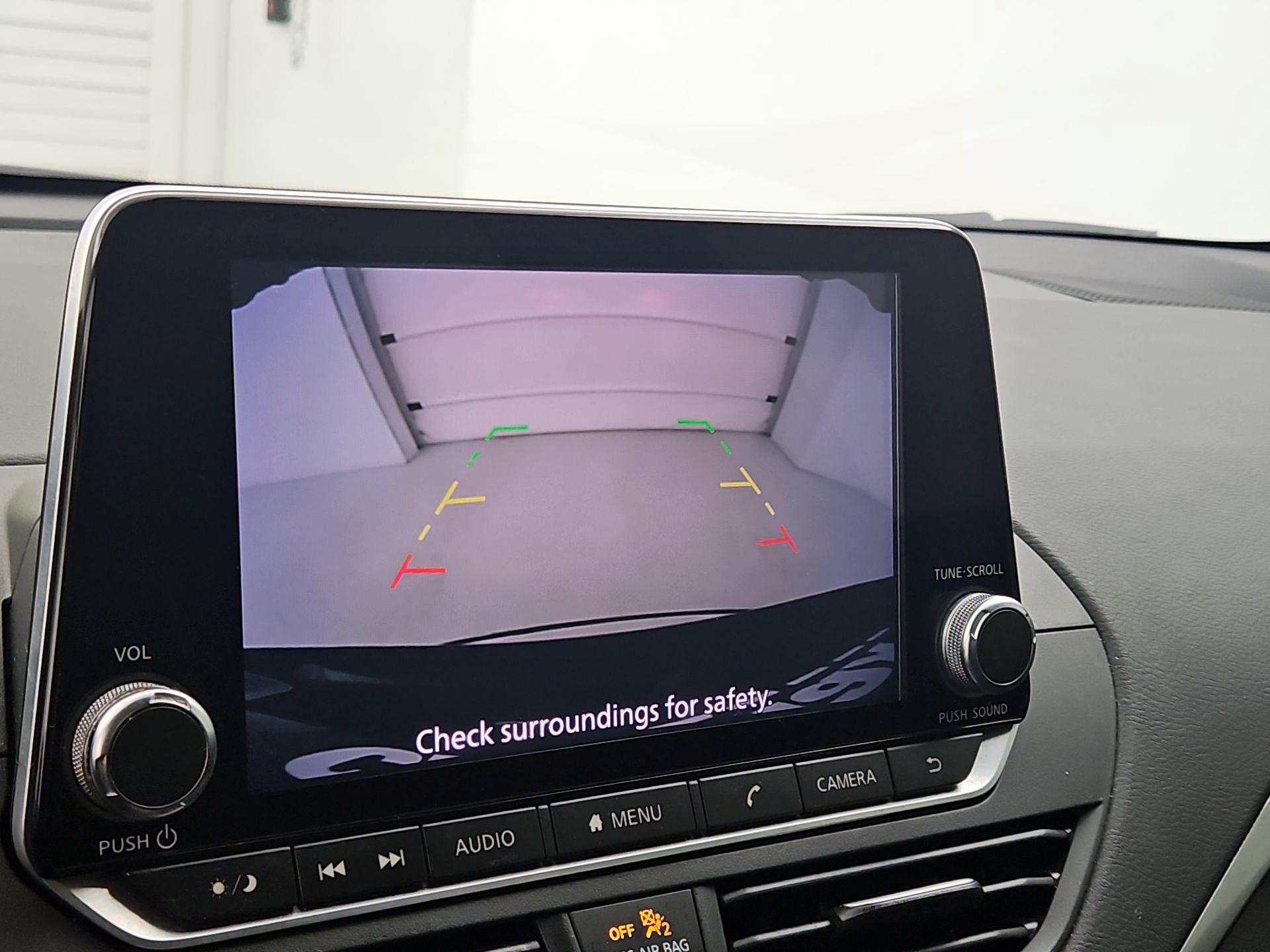 Thumbnail: 2020 Nissan Altima - 14