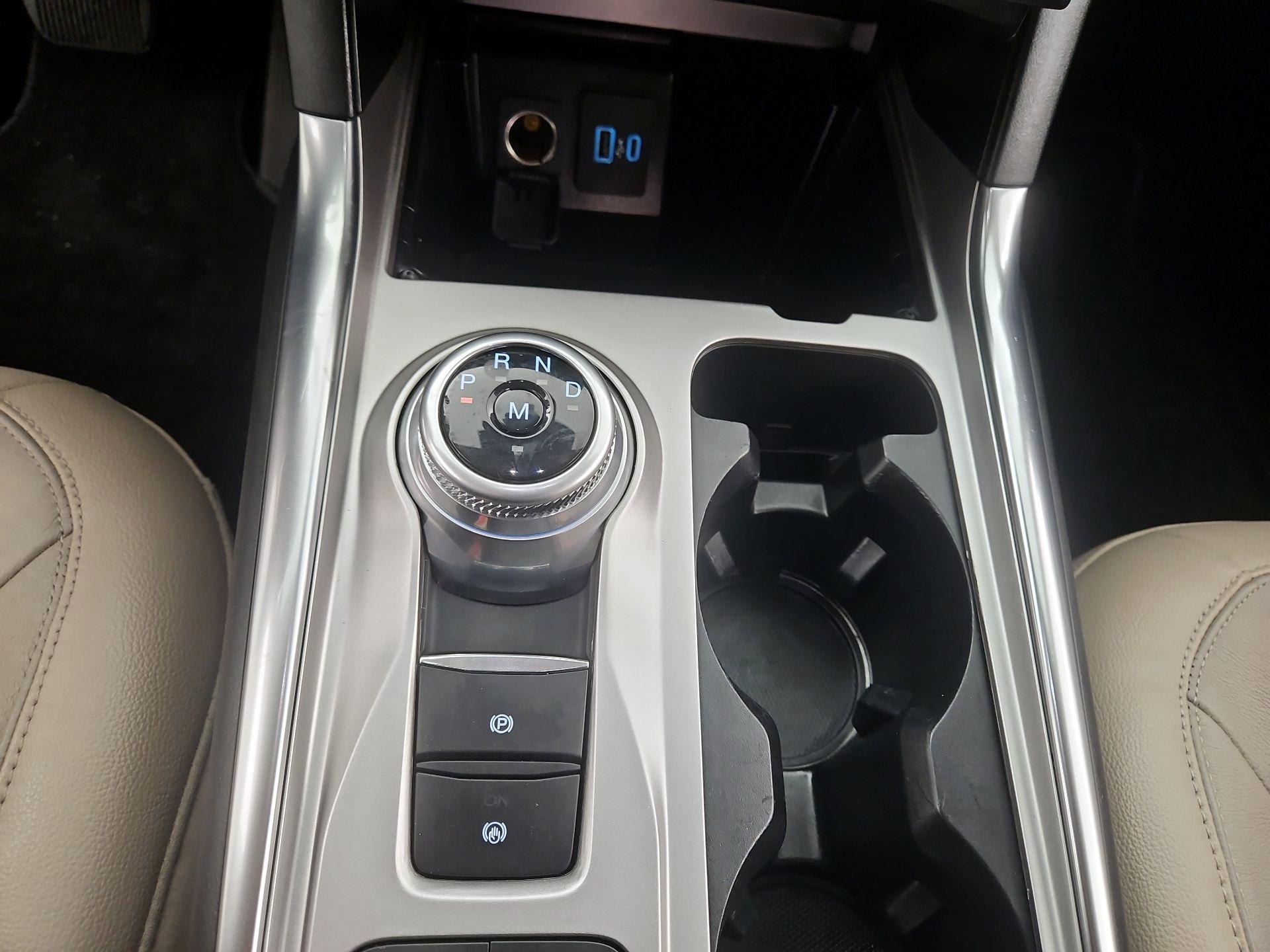 Thumbnail: 2020 Ford Explorer - 18