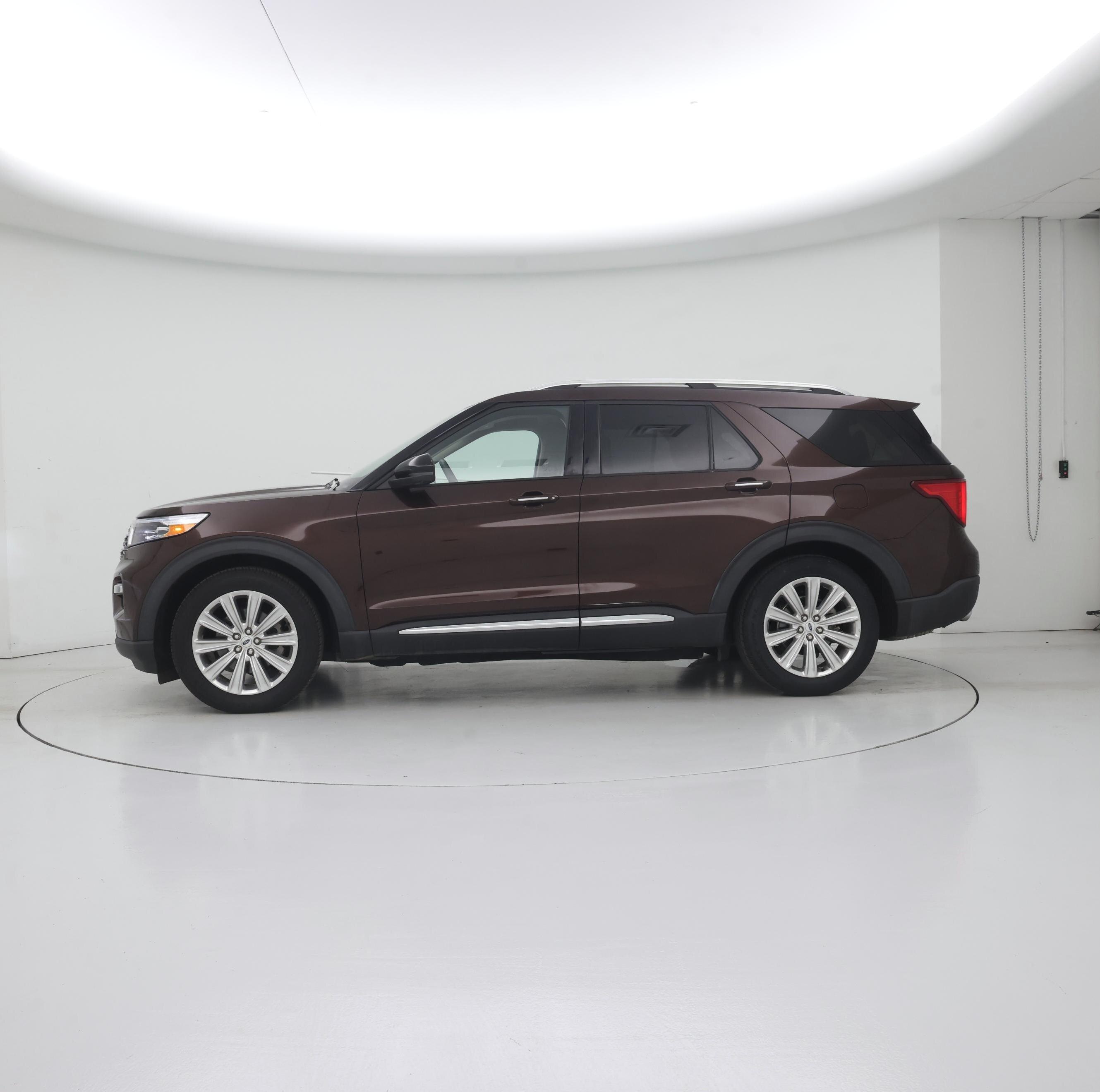 Thumbnail: 2020 Ford Explorer - 3