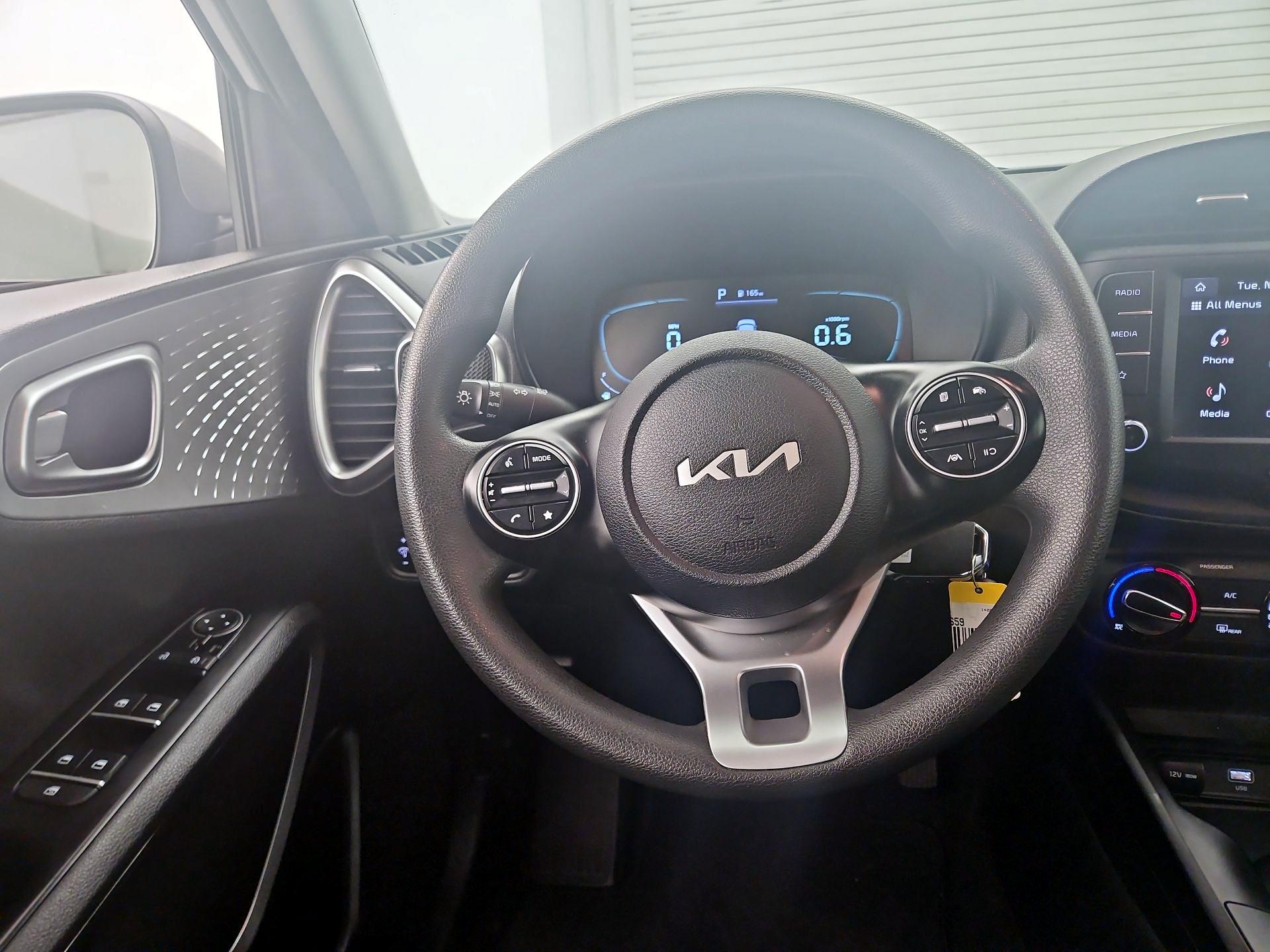 Thumbnail: 2023 Kia Soul - 10