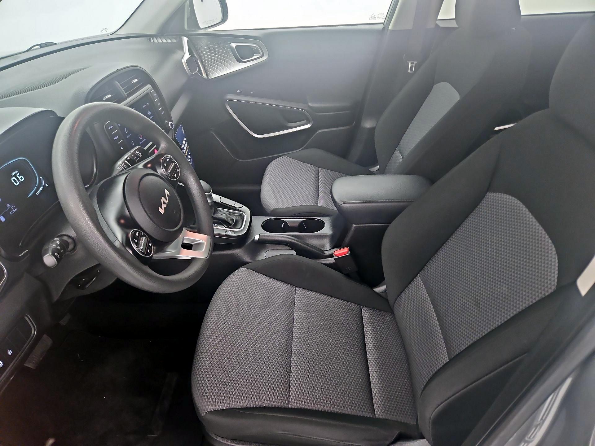 Thumbnail: 2023 Kia Soul - 11