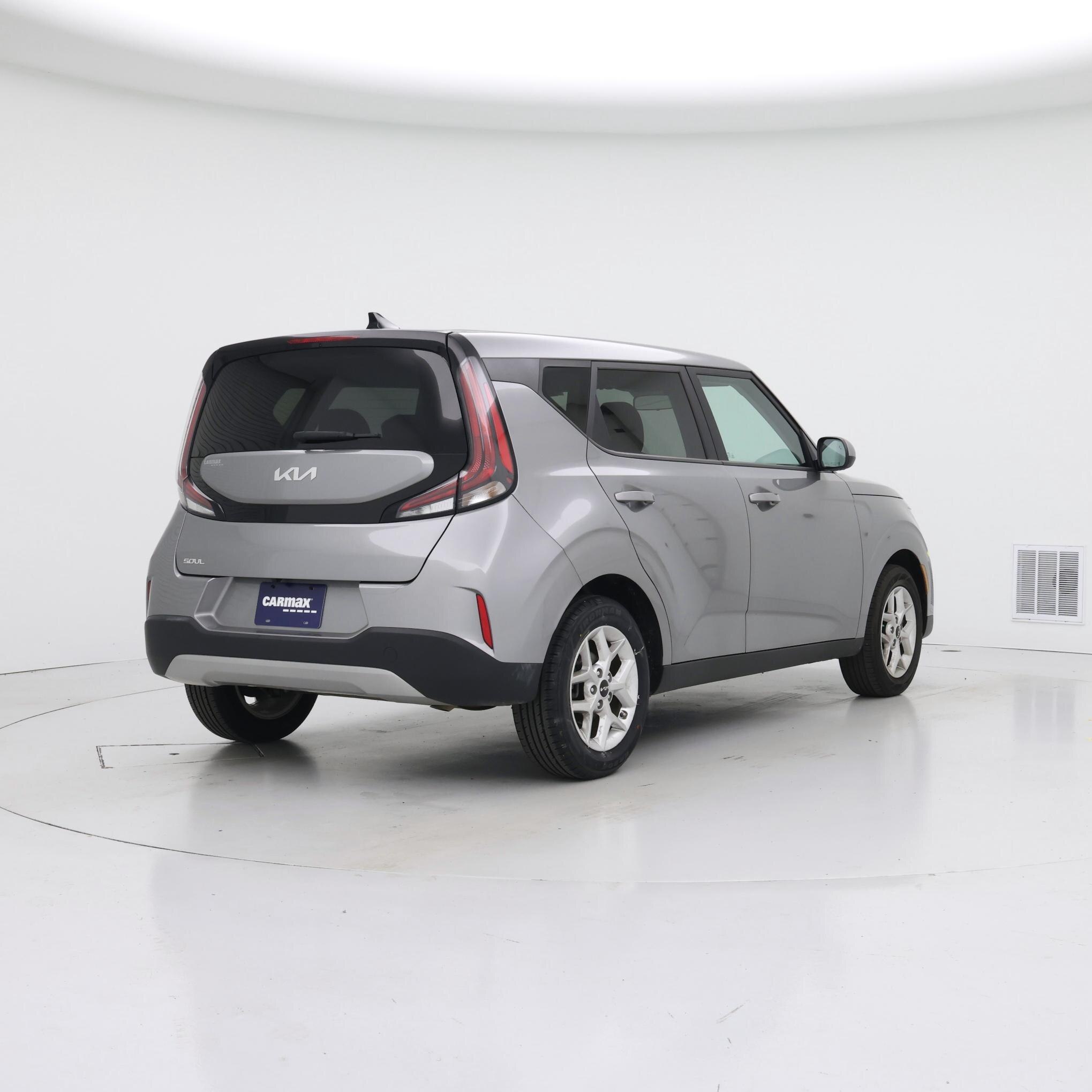 Thumbnail: 2023 Kia Soul - 8