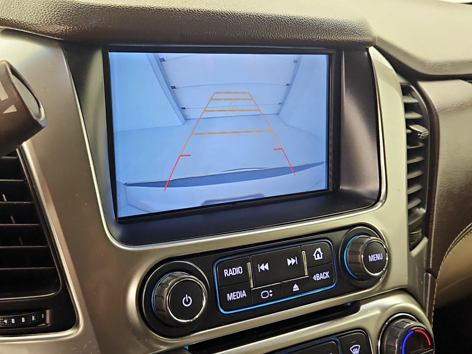 Thumbnail: 2017 Chevrolet Tahoe - 15