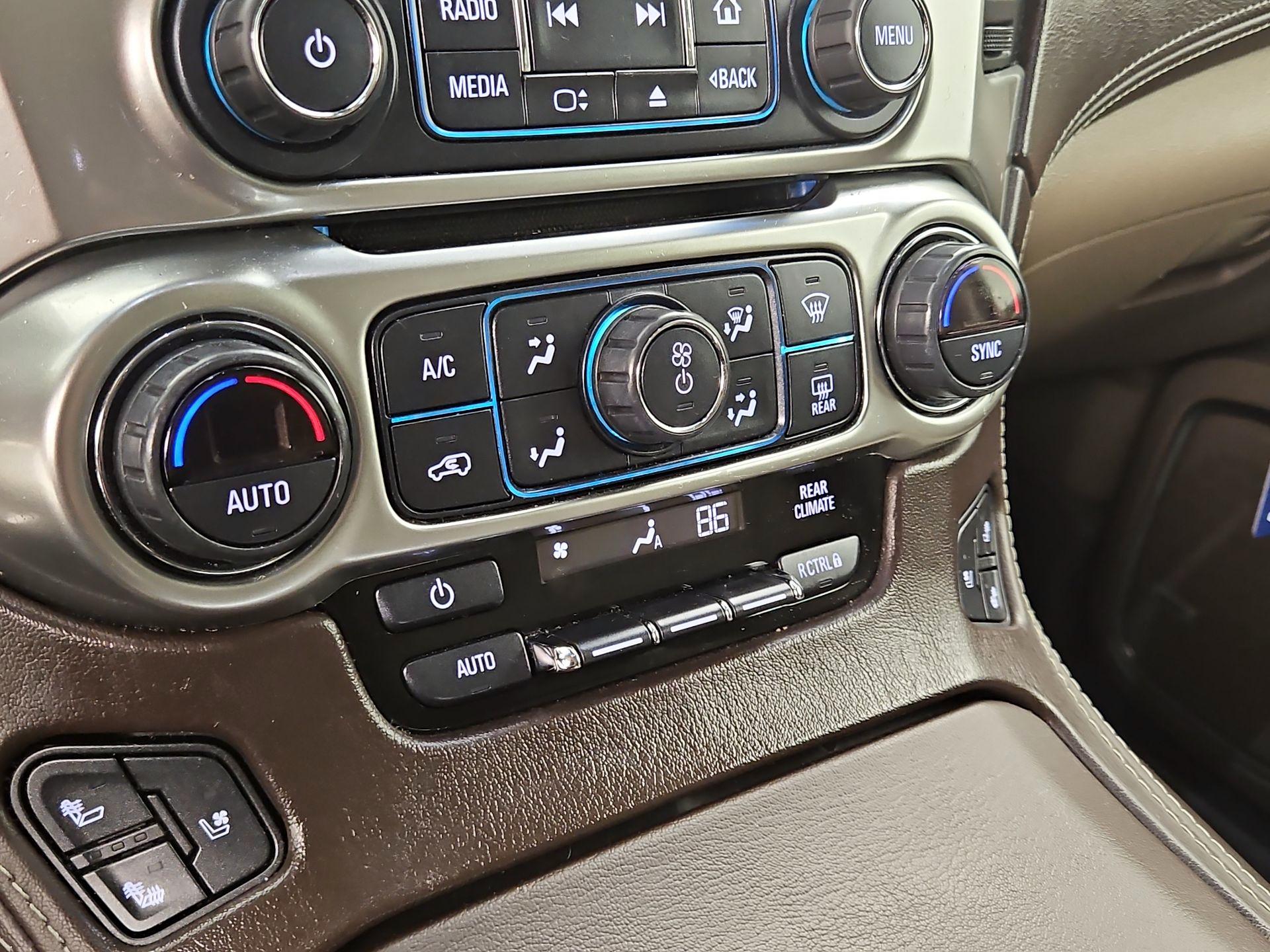 Thumbnail: 2017 Chevrolet Tahoe - 17