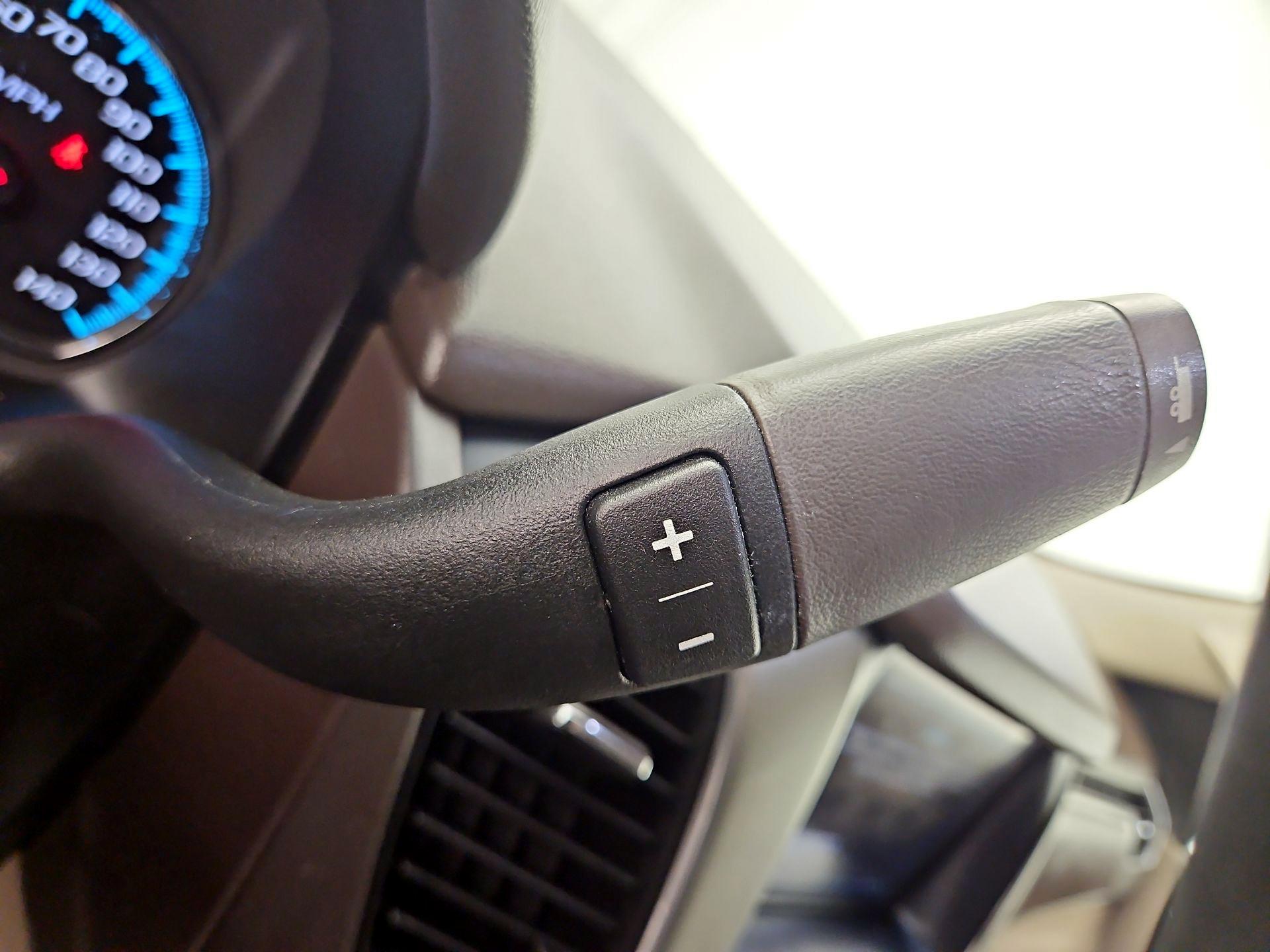 Thumbnail: 2017 Chevrolet Tahoe - 18