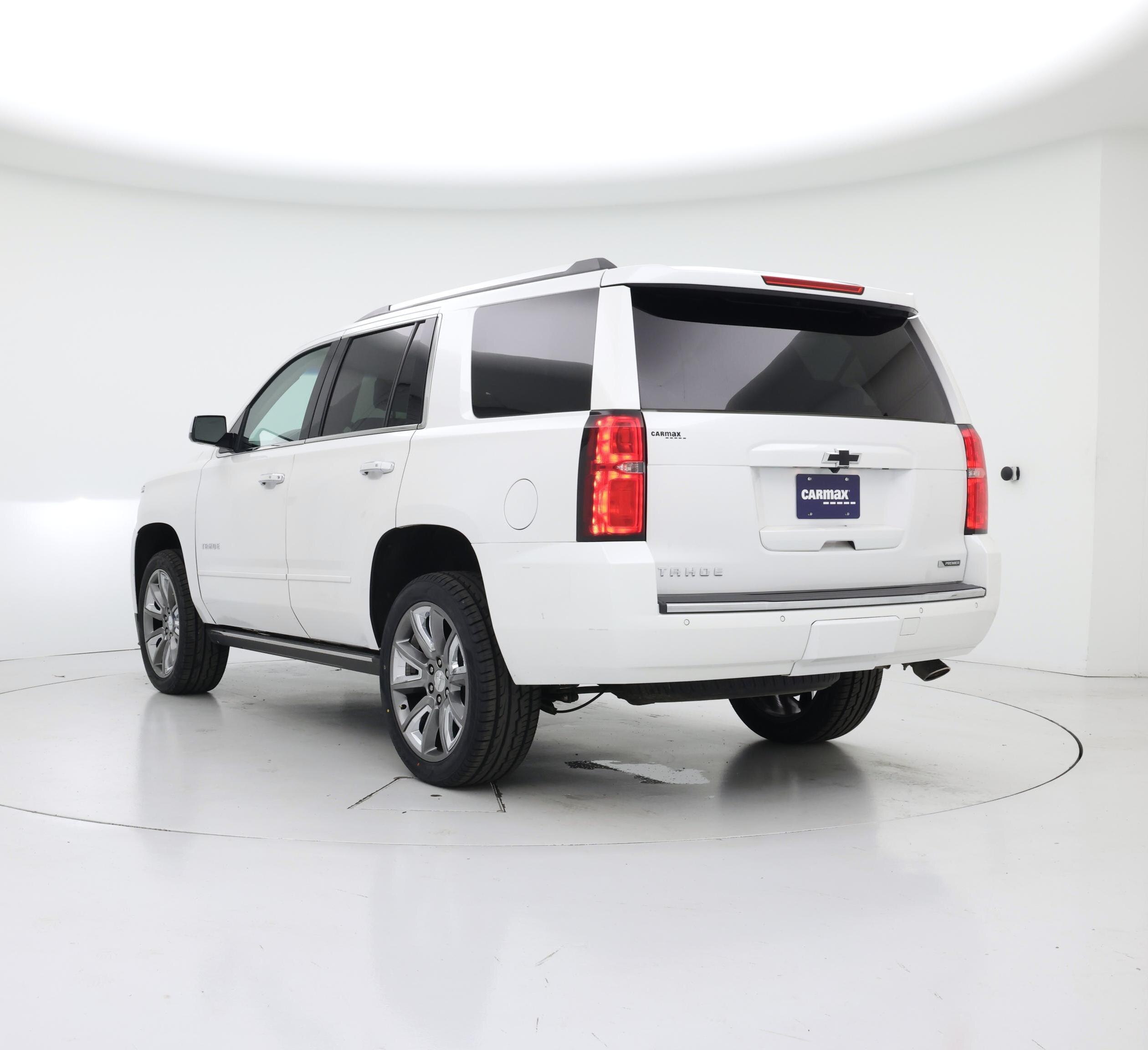 Thumbnail: 2017 Chevrolet Tahoe - 2