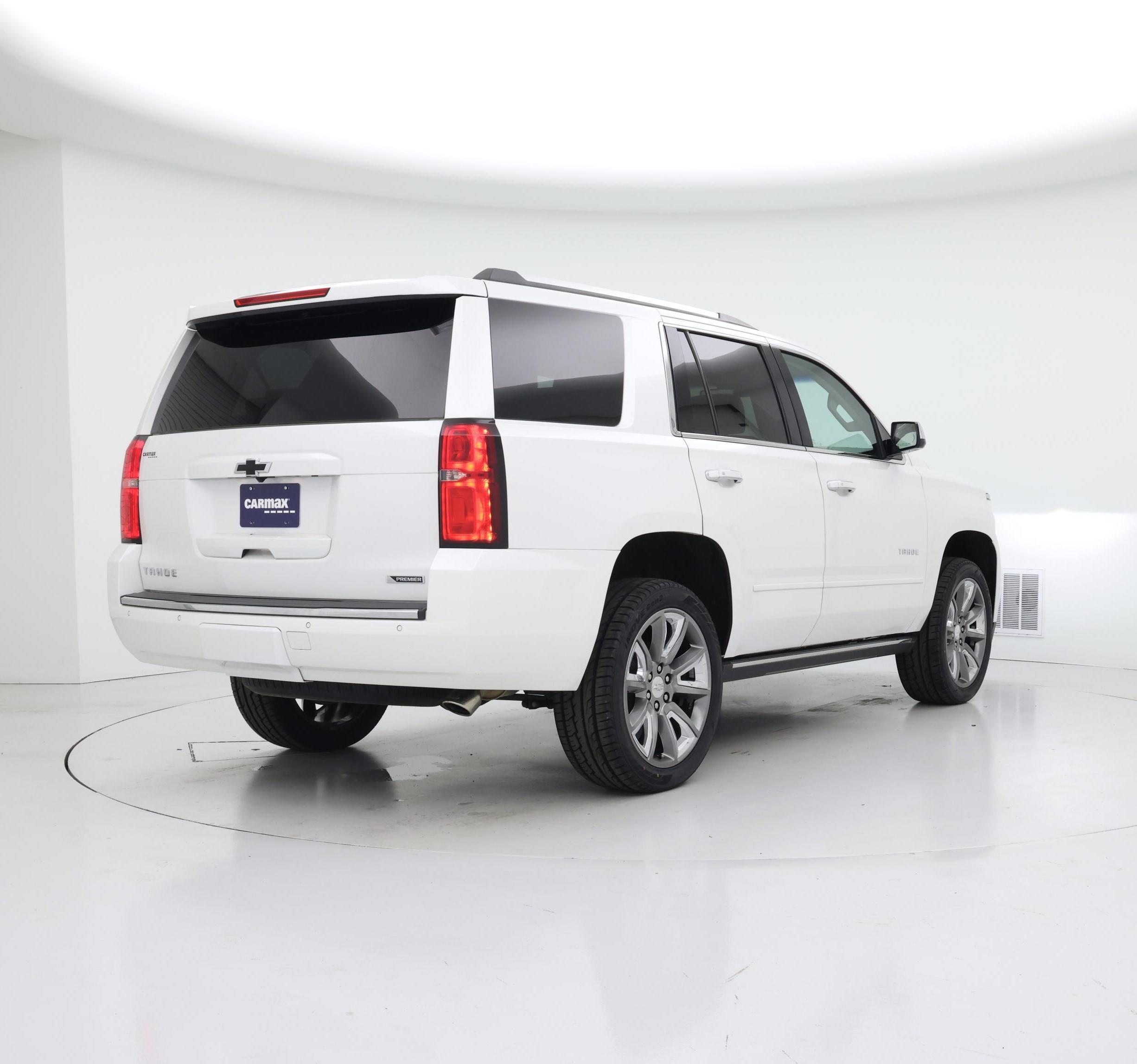 Thumbnail: 2017 Chevrolet Tahoe - 8