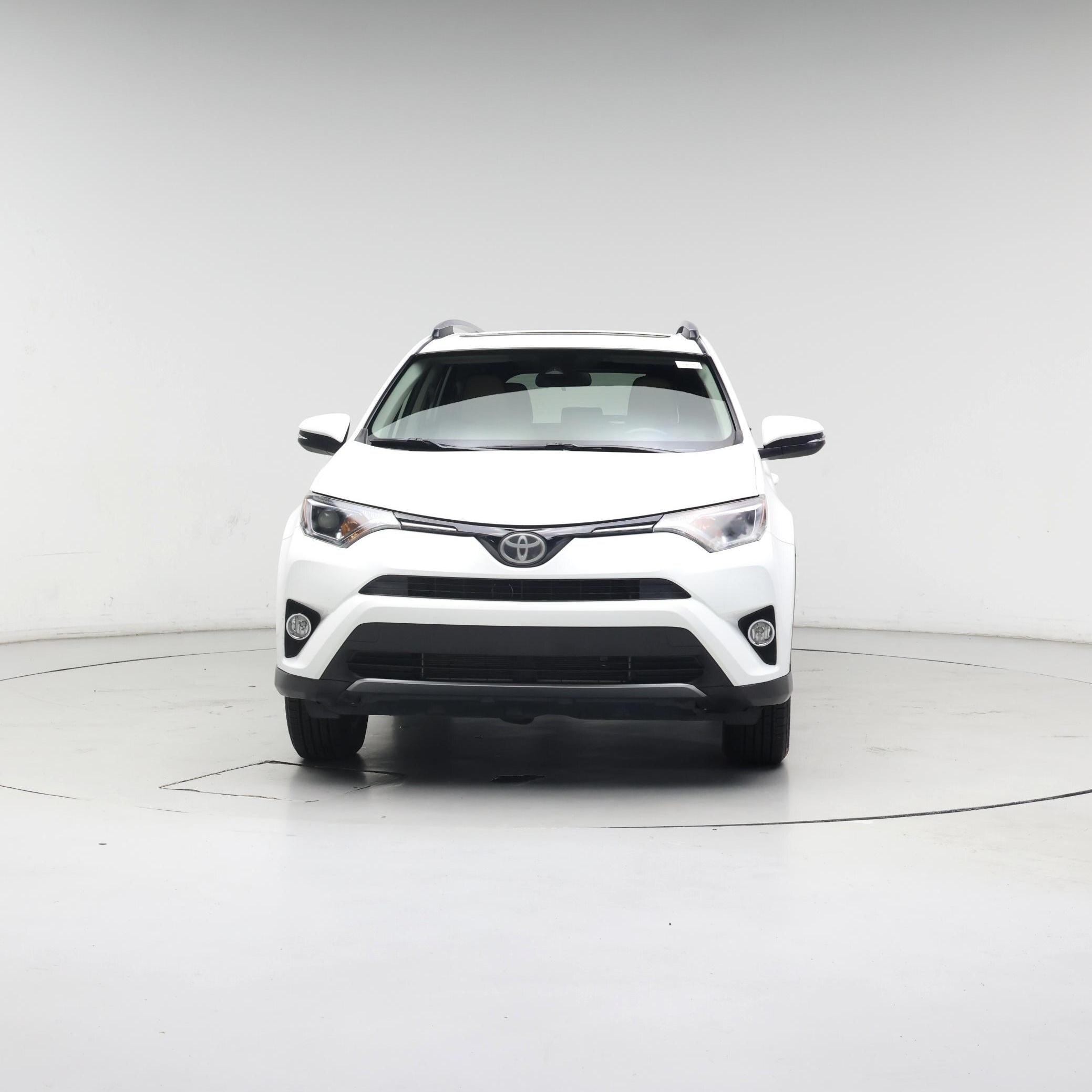 Thumbnail: 2017 Toyota RAV4 - 5