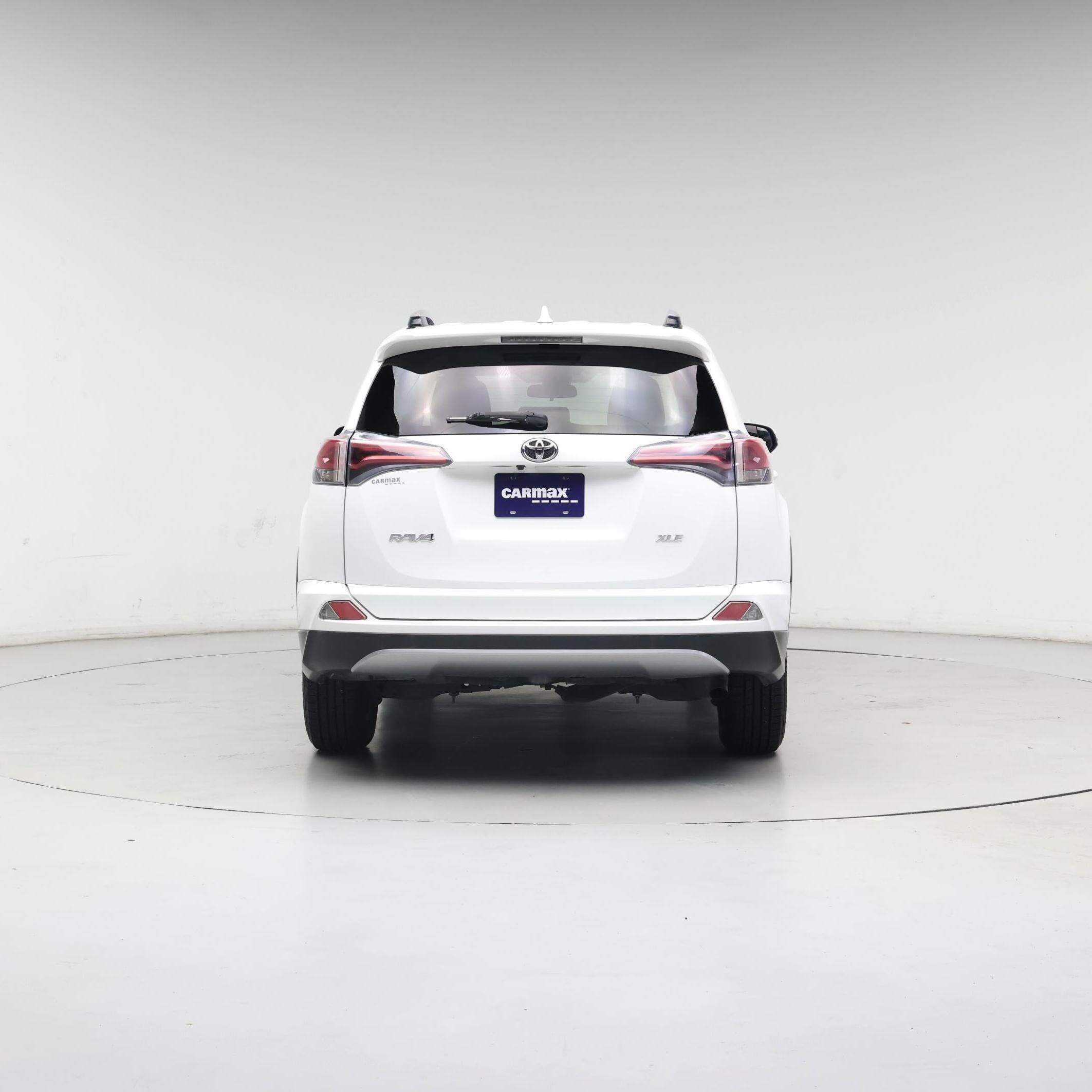 Thumbnail: 2017 Toyota RAV4 - 6