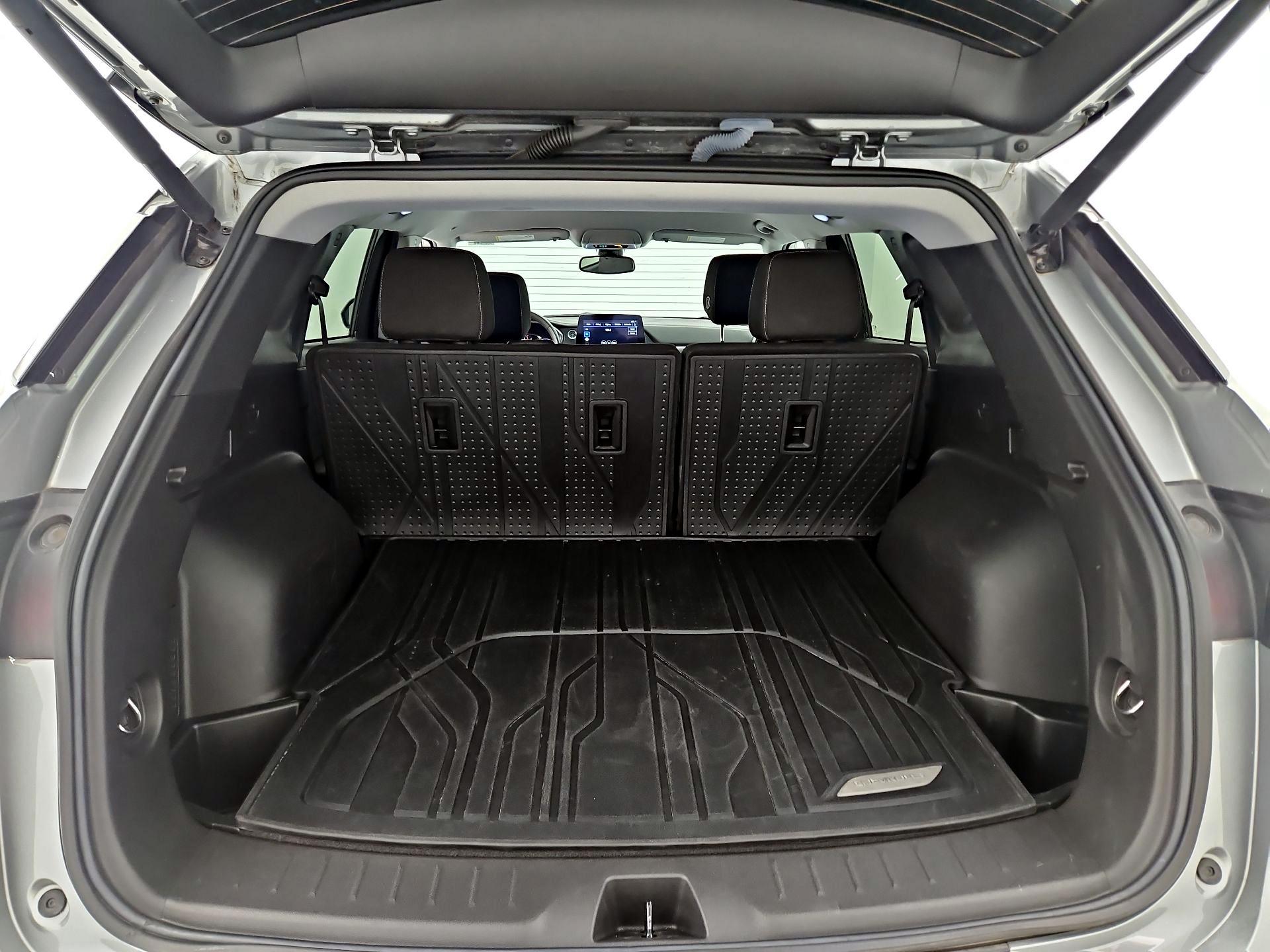 Thumbnail: 2023 Chevrolet Blazer - 20