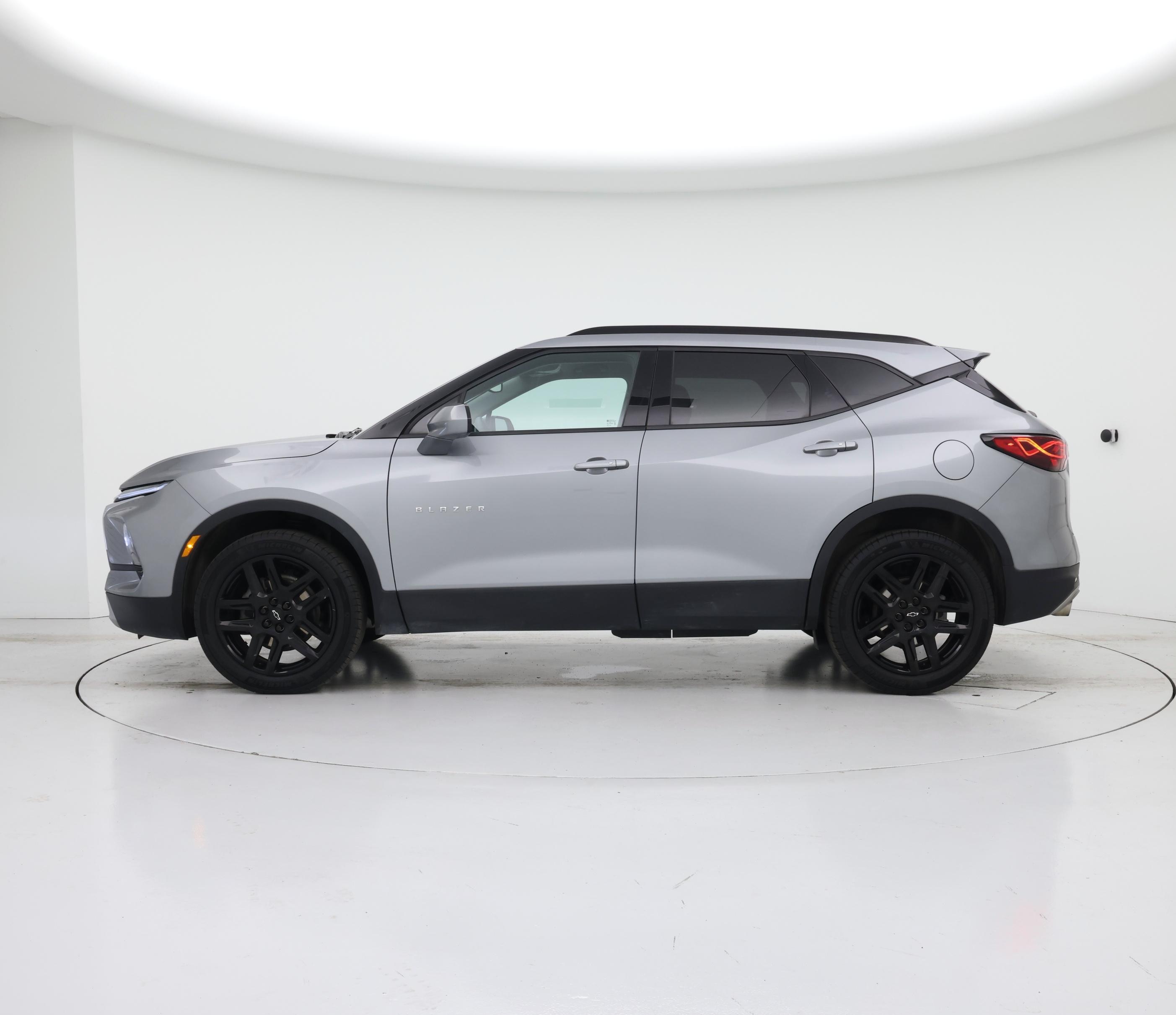 Thumbnail: 2023 Chevrolet Blazer - 3