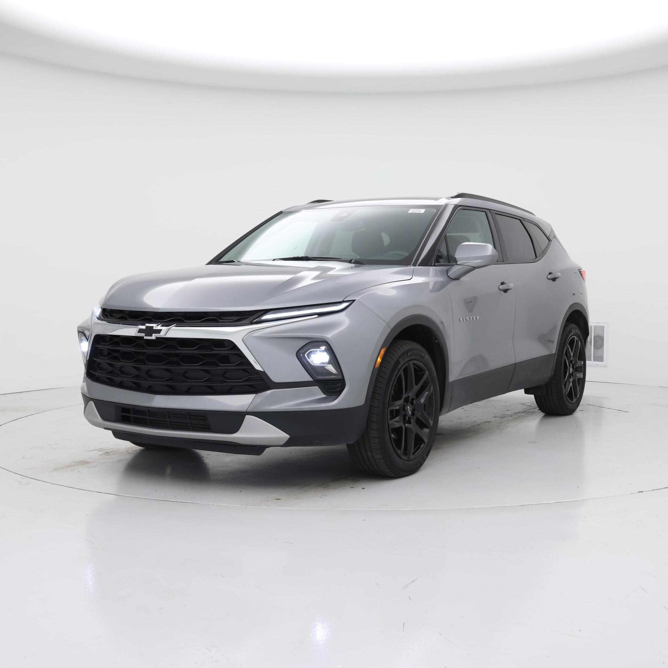 Thumbnail: 2023 Chevrolet Blazer - 4