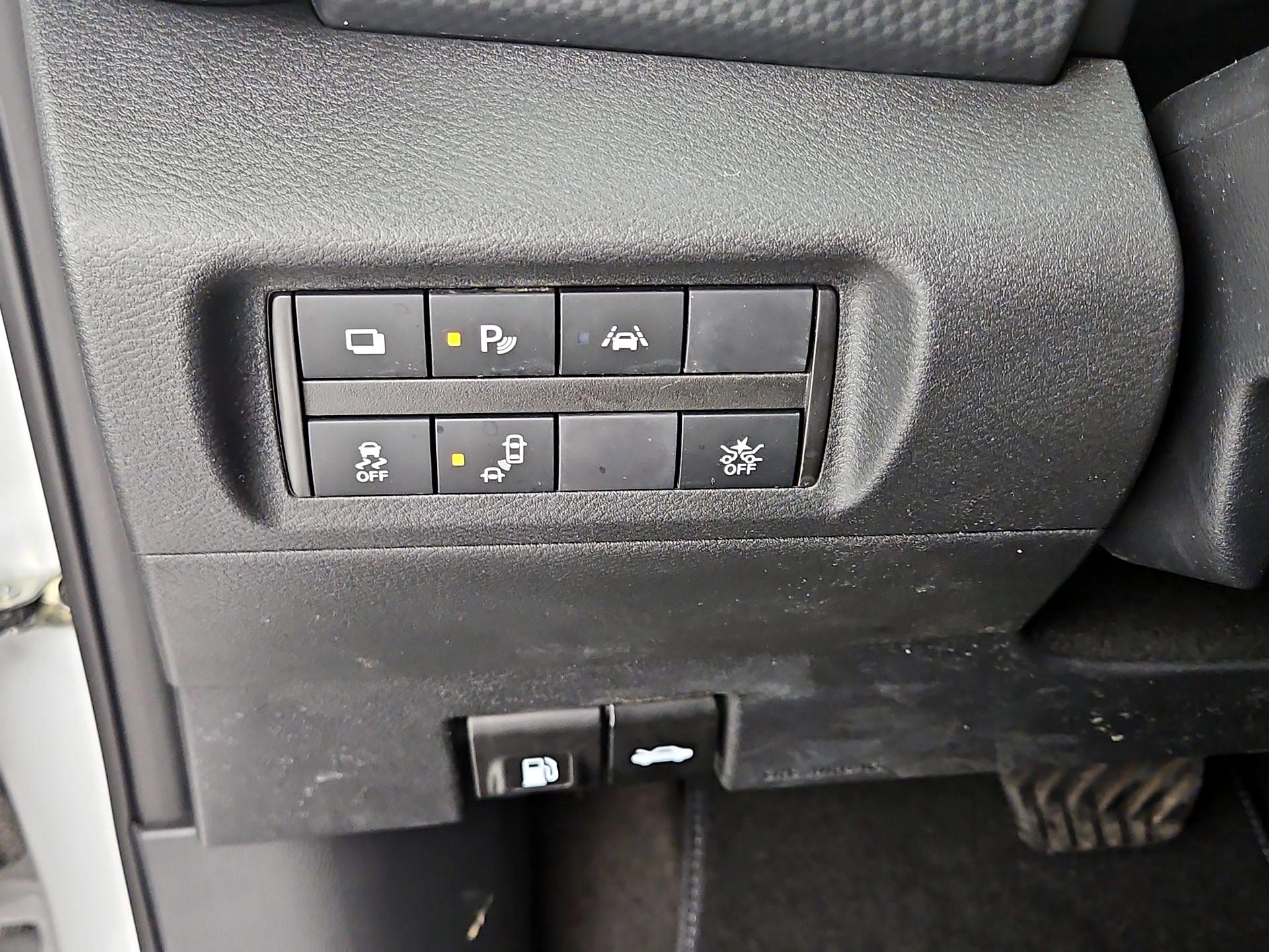 Thumbnail: 2023 Nissan Kicks - 13