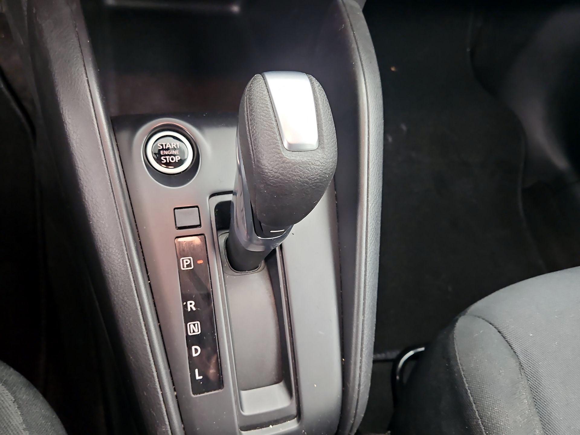 Thumbnail: 2023 Nissan Kicks - 17