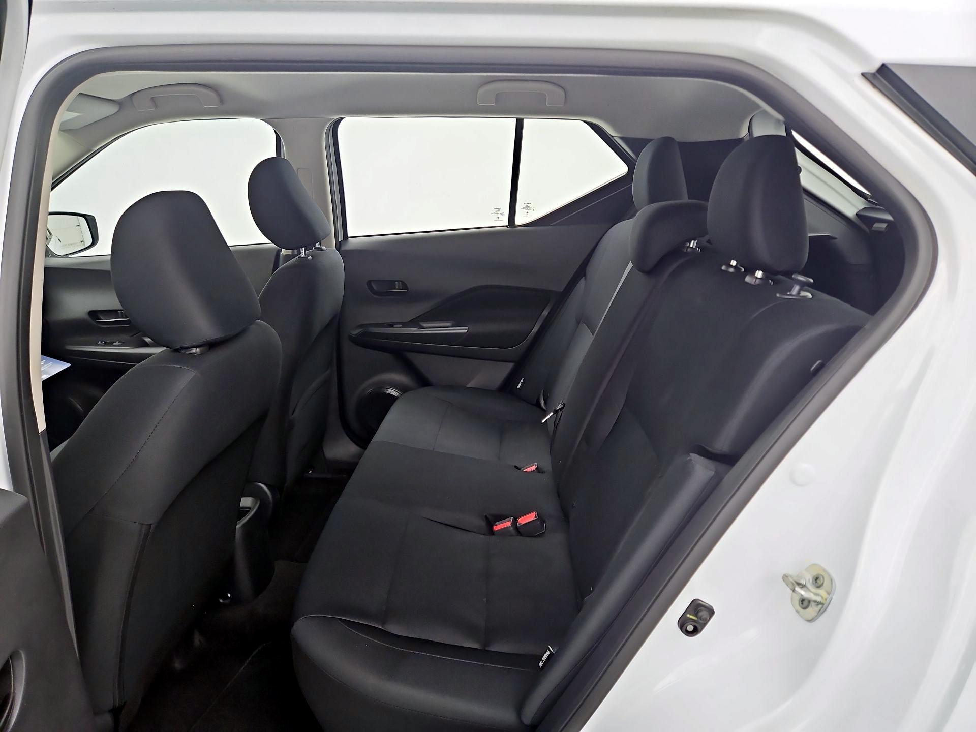 Thumbnail: 2023 Nissan Kicks - 19