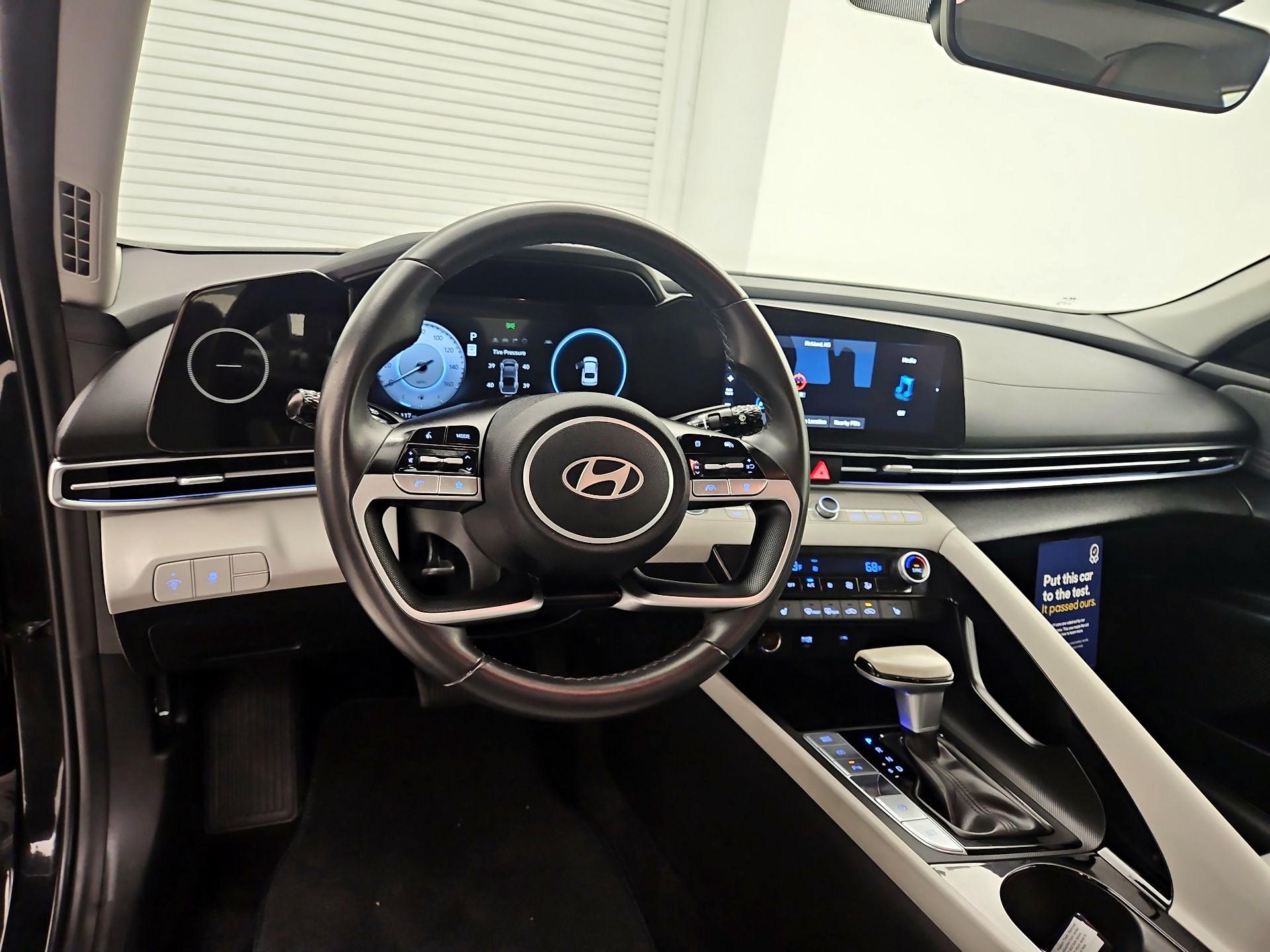 Thumbnail: 2024 Hyundai Elantra - 9