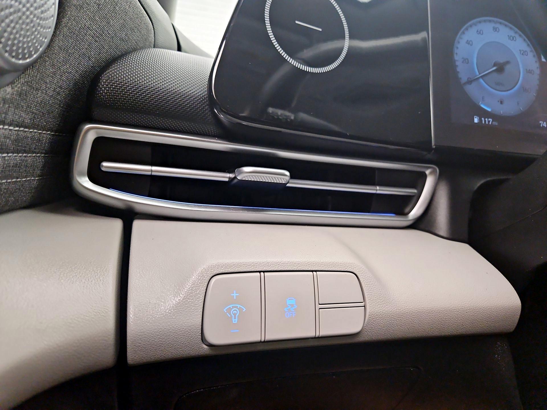 Thumbnail: 2024 Hyundai Elantra - 13