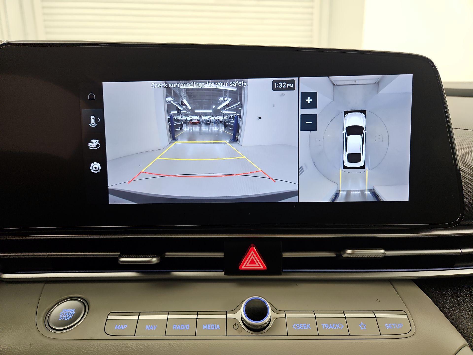 Thumbnail: 2024 Hyundai Elantra - 15