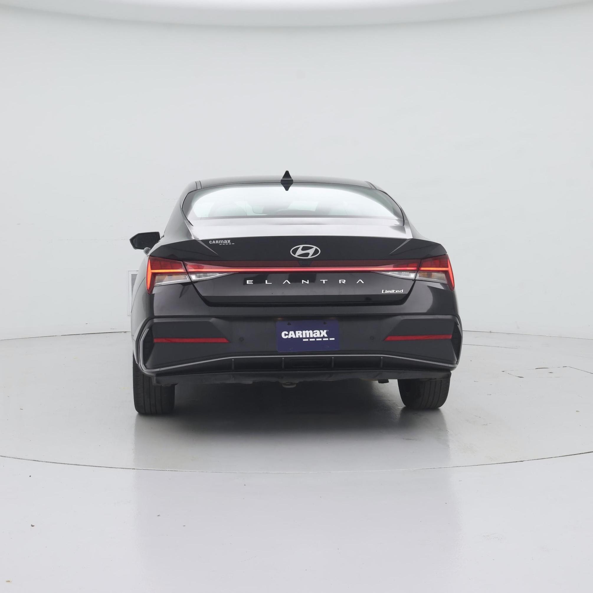 Thumbnail: 2024 Hyundai Elantra - 6