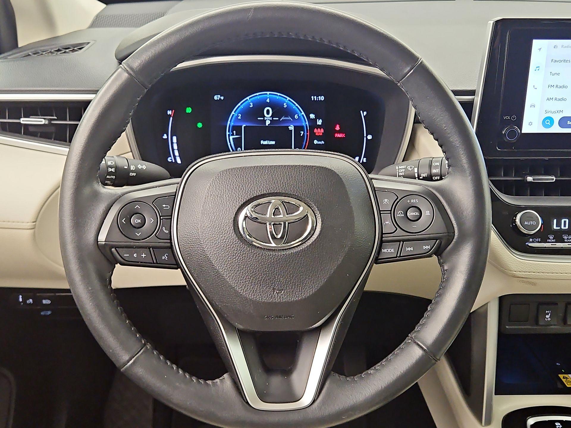 Thumbnail: 2023 Toyota Corolla Cross - 10