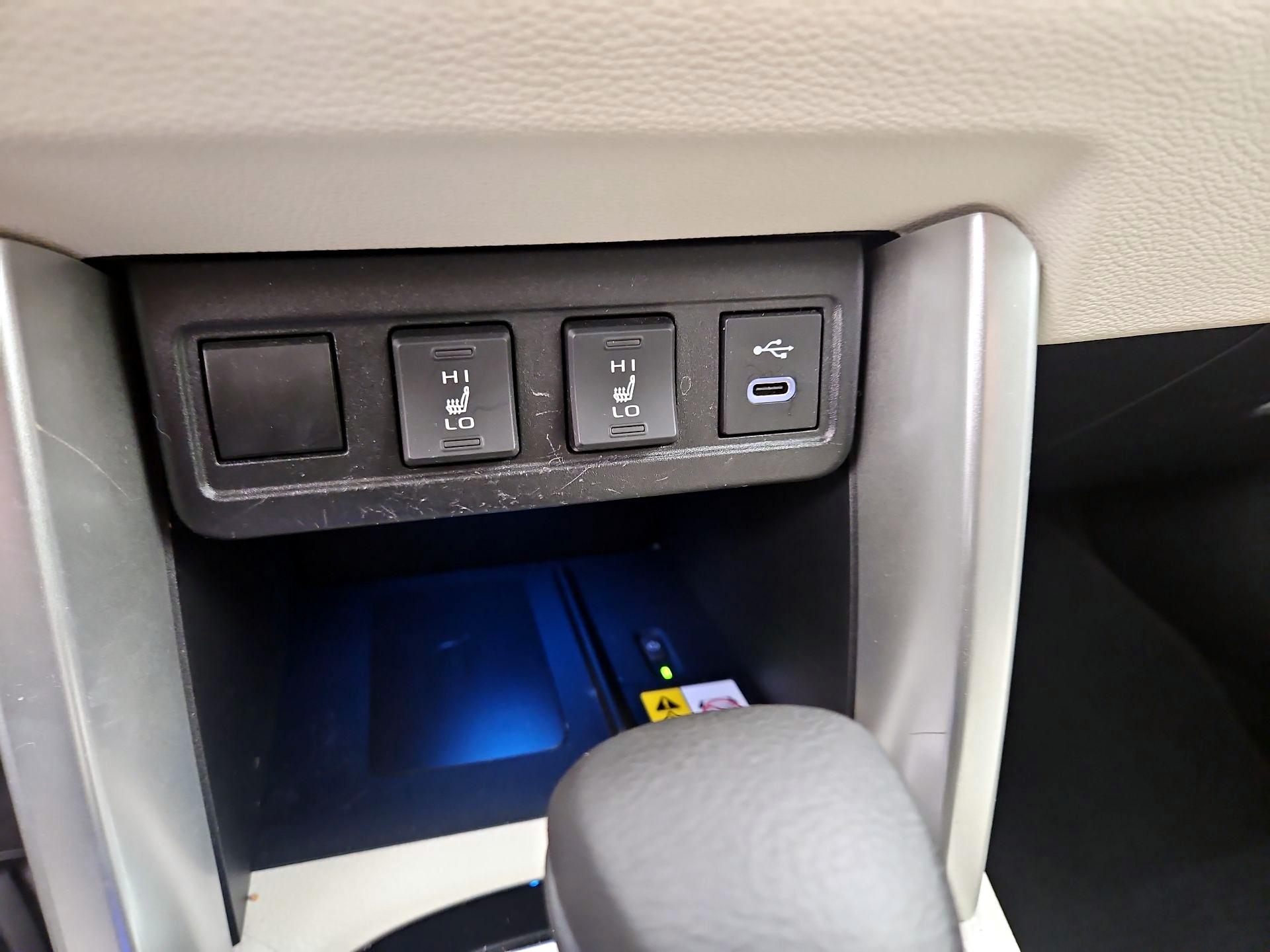 Thumbnail: 2023 Toyota Corolla Cross - 18