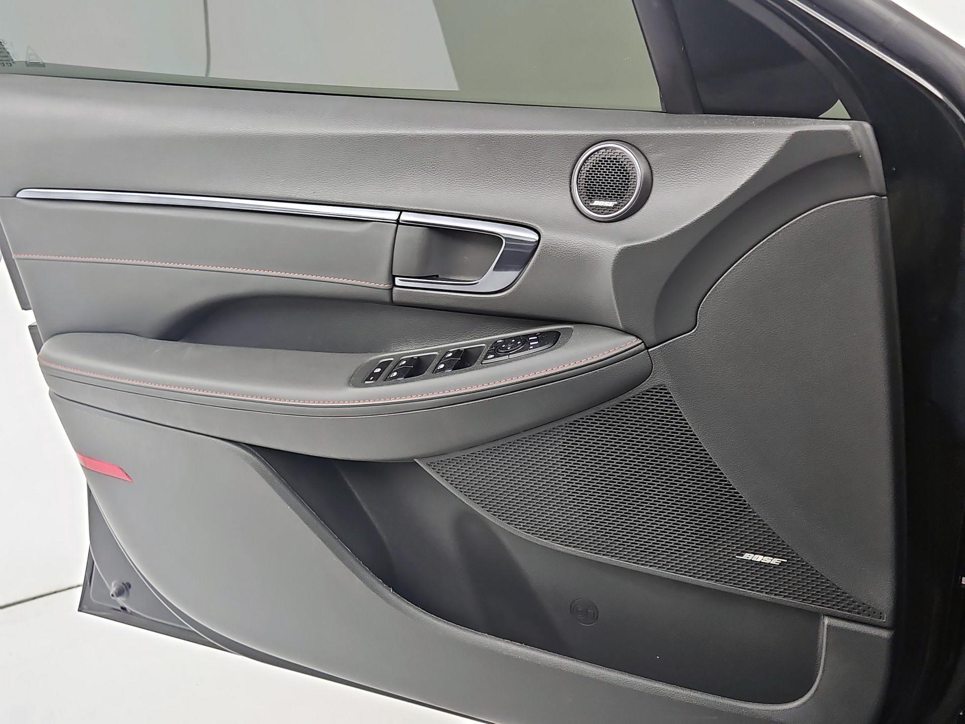 Thumbnail: 2021 Hyundai Sonata - 12