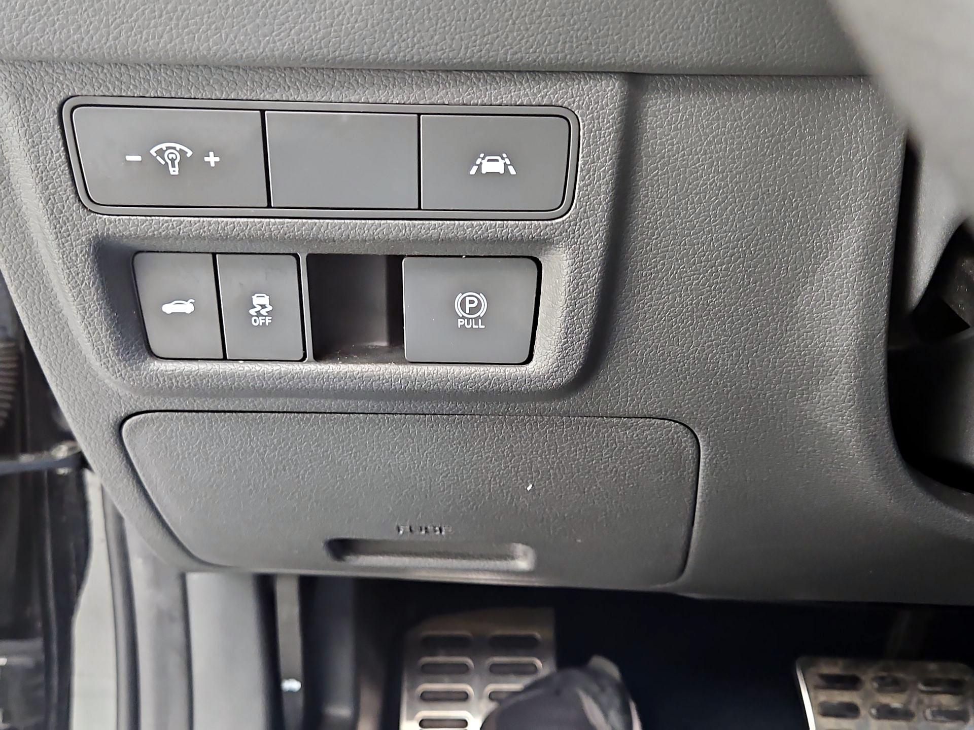 Thumbnail: 2021 Hyundai Sonata - 13