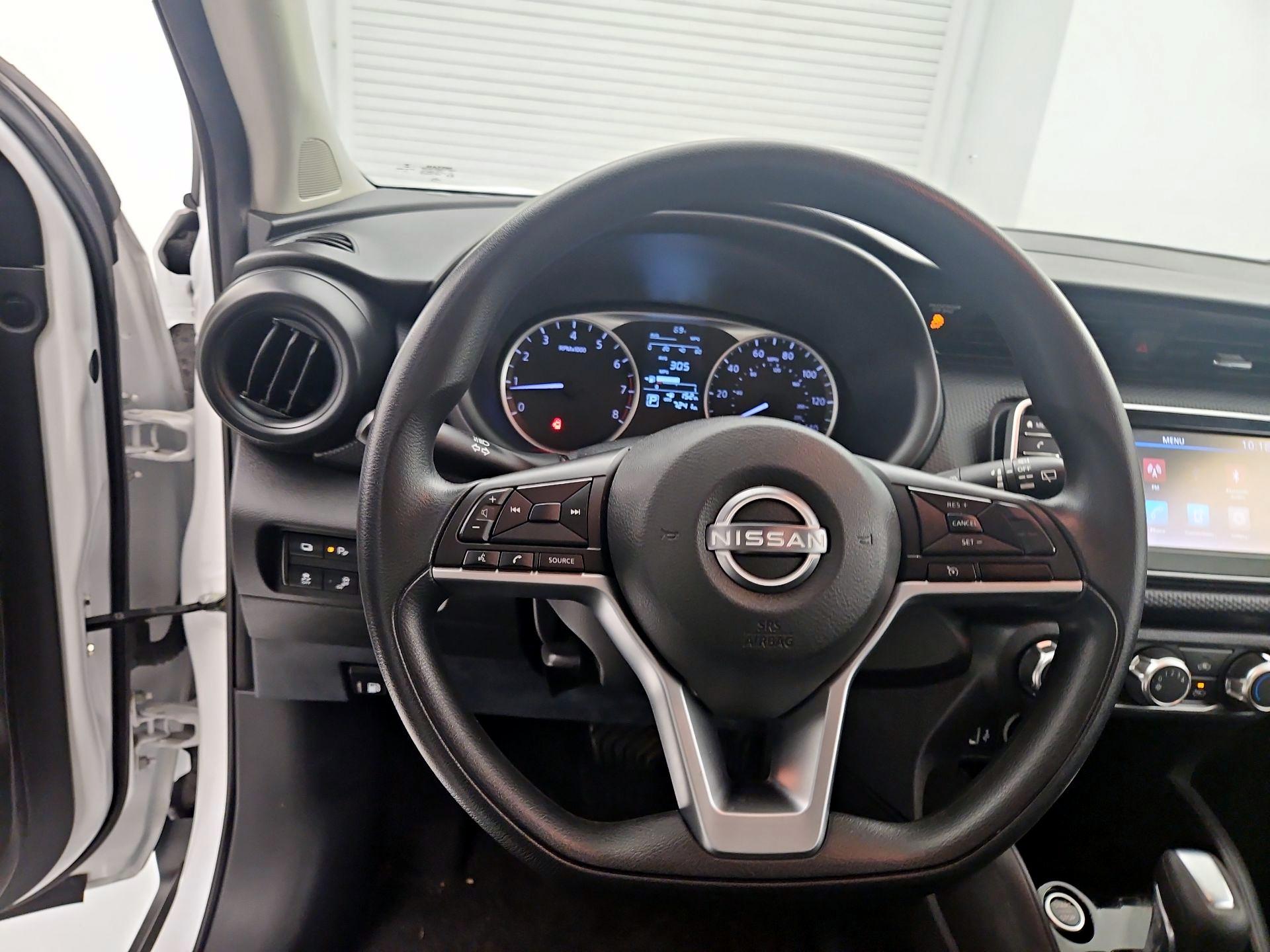 Thumbnail: 2022 Nissan Kicks - 10