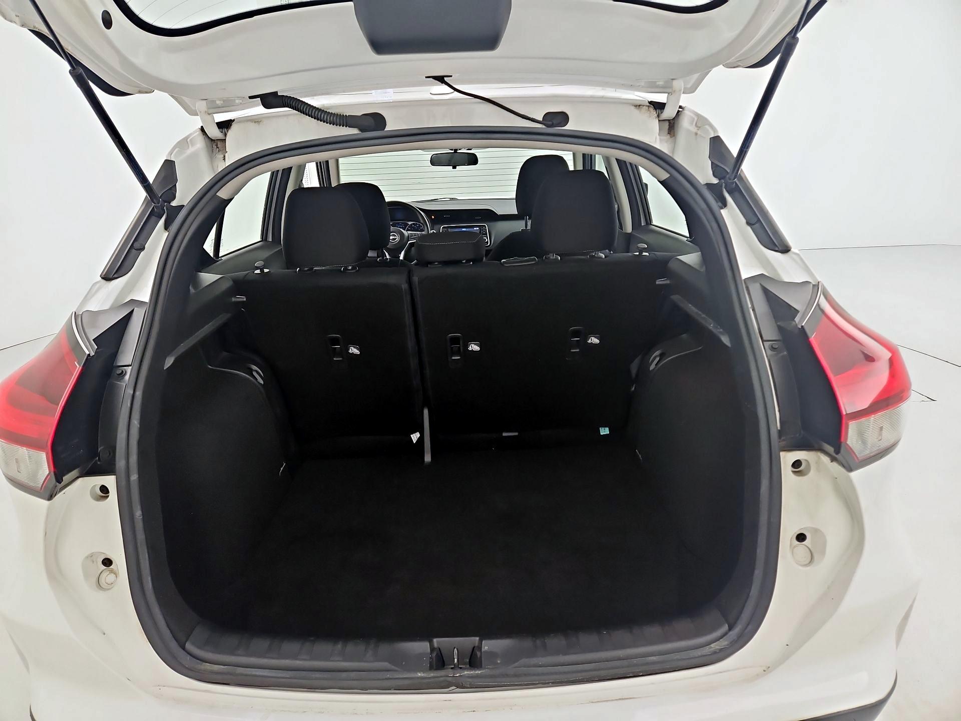 Thumbnail: 2022 Nissan Kicks - 20