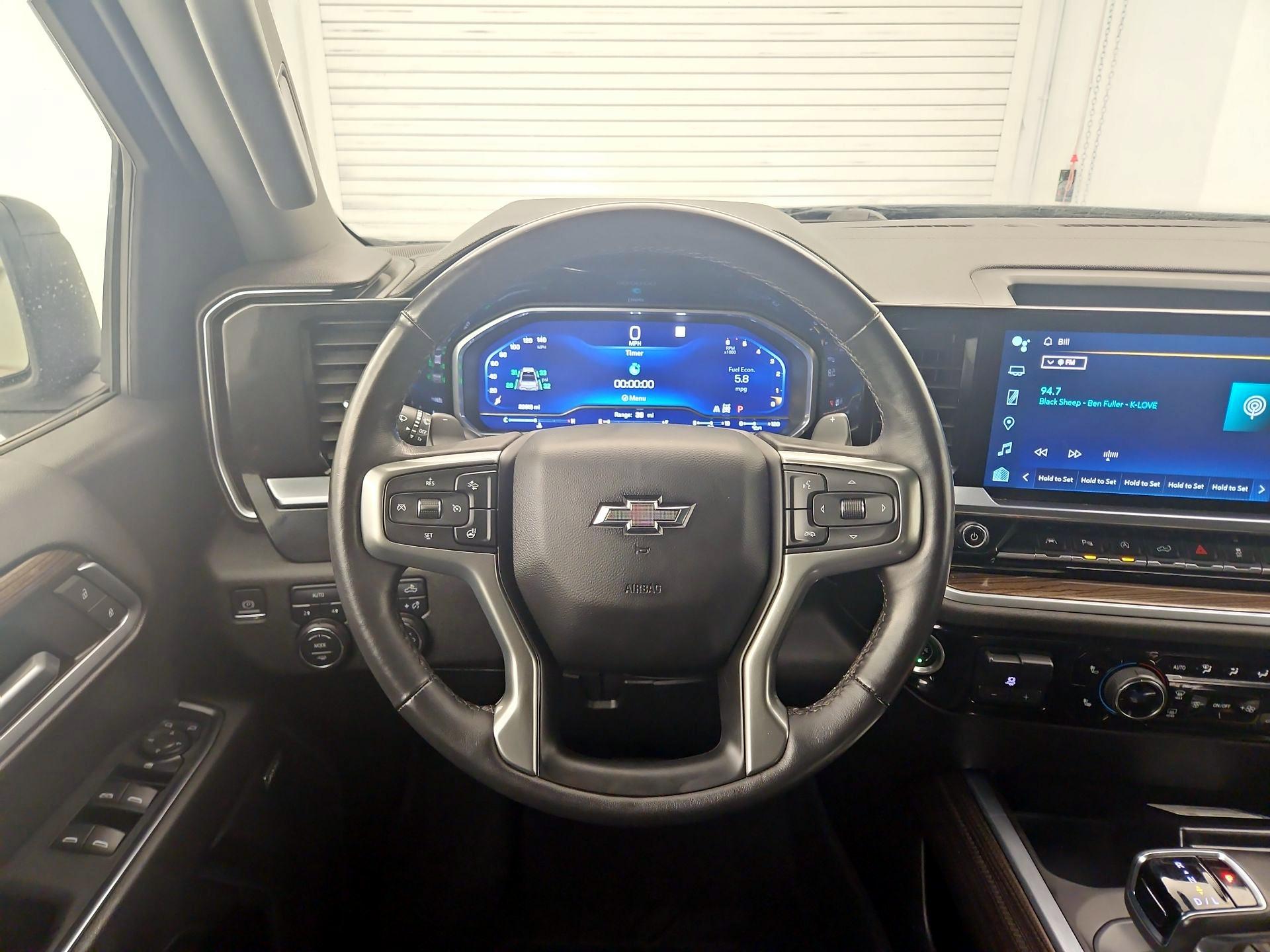 Thumbnail: 2022 Chevrolet Silverado 1500 - 10