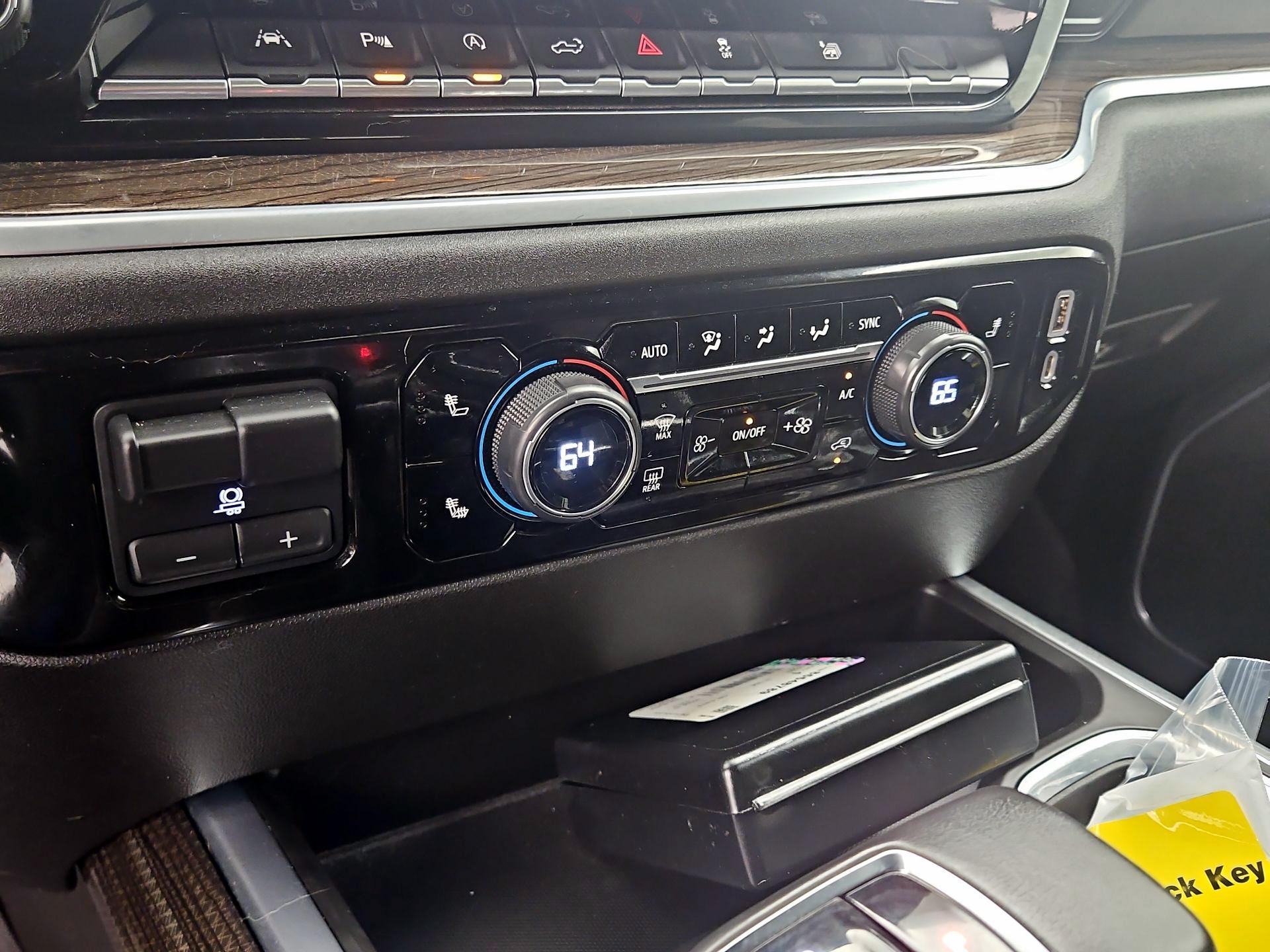 Thumbnail: 2022 Chevrolet Silverado 1500 - 17