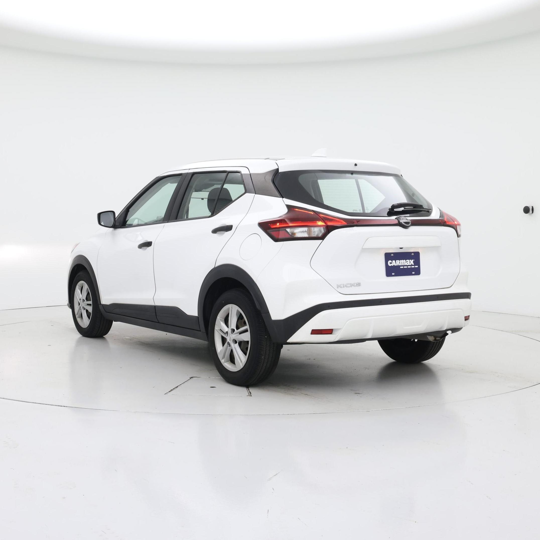 Thumbnail: 2022 Nissan Kicks - 2