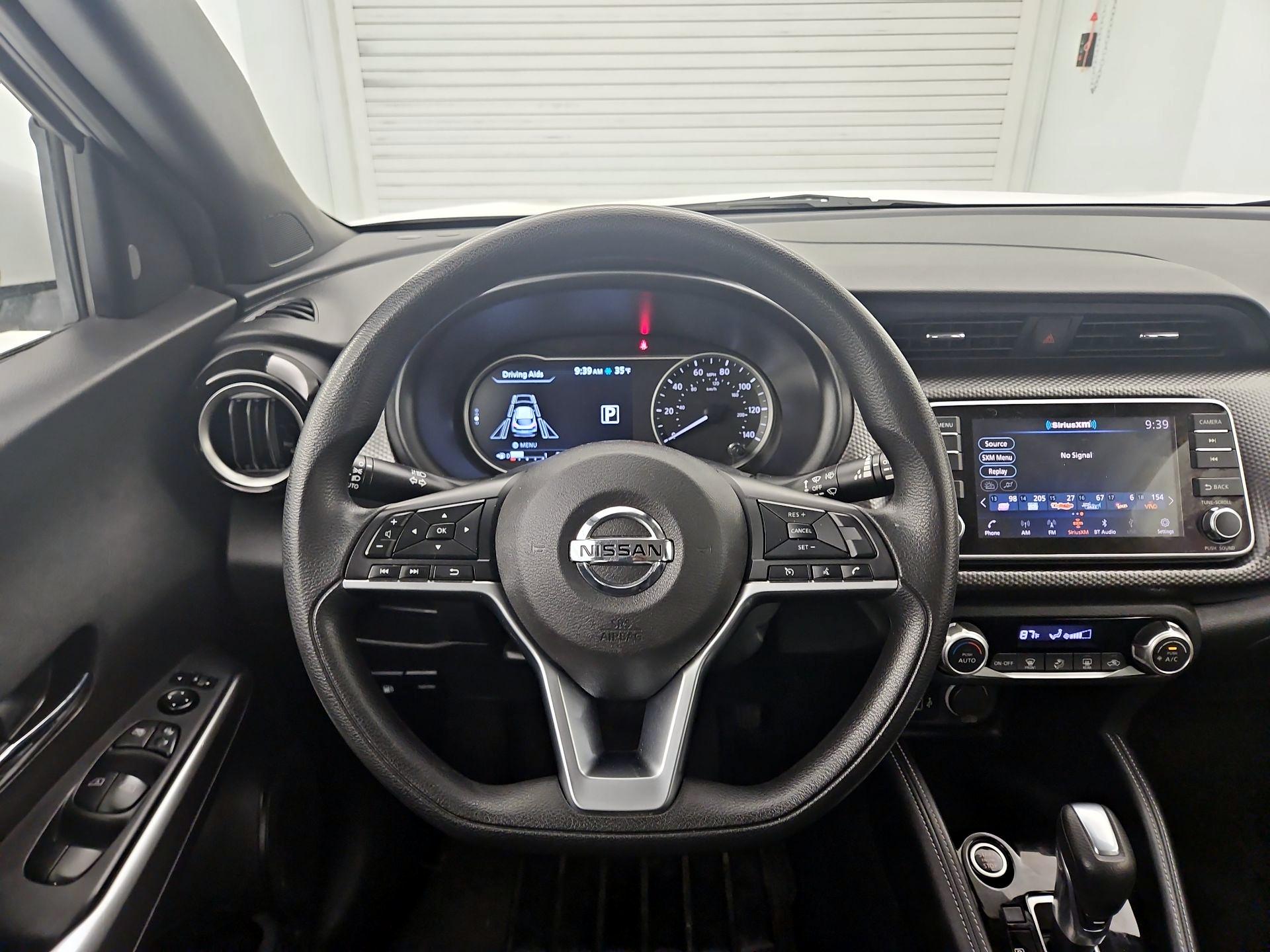 Thumbnail: 2020 Nissan Kicks - 10