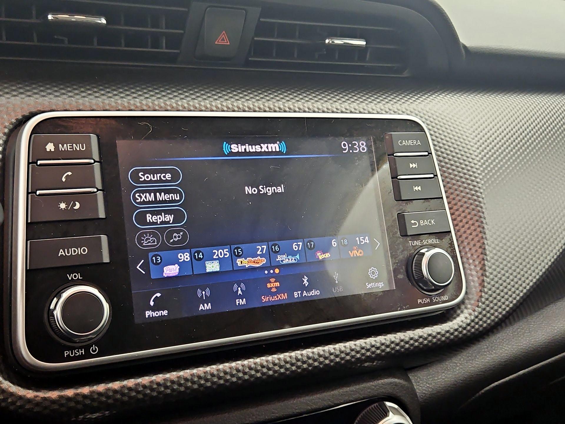 Thumbnail: 2020 Nissan Kicks - 14