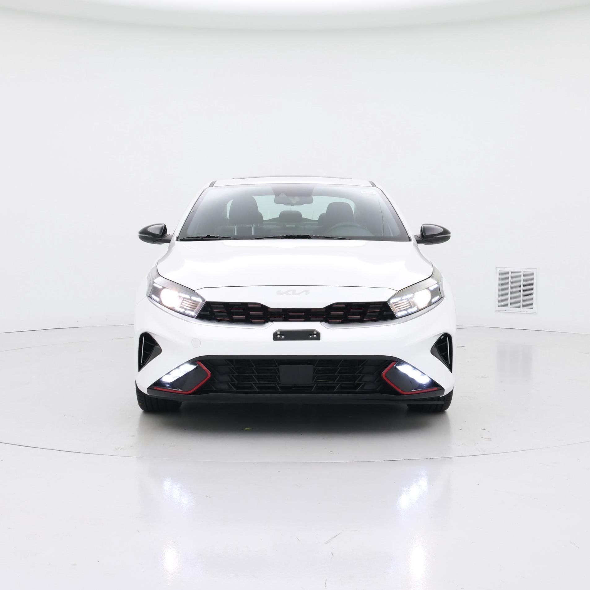 Thumbnail: 2023 Kia Forte - 5