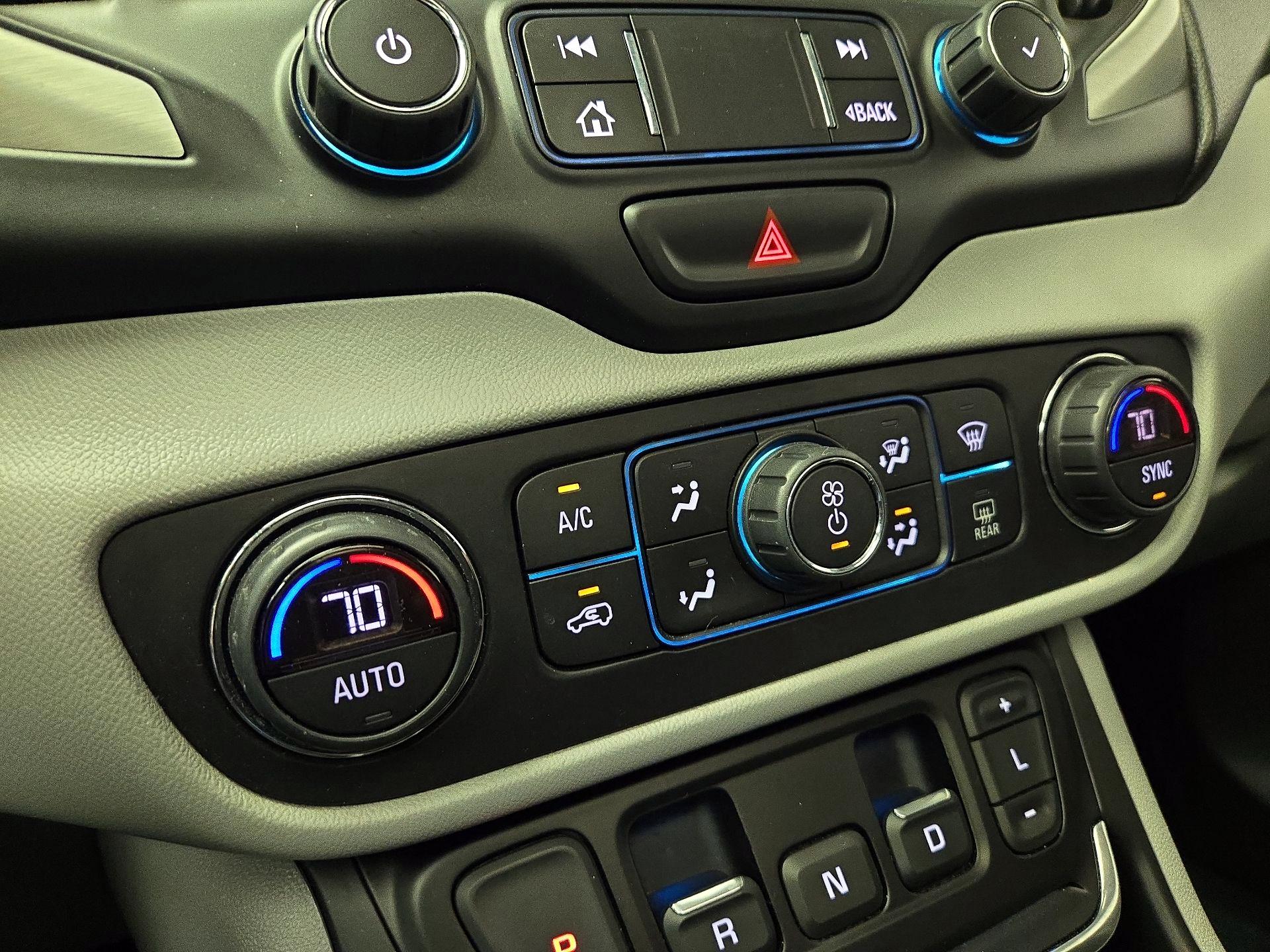 Thumbnail: 2021 GMC Terrain - 17