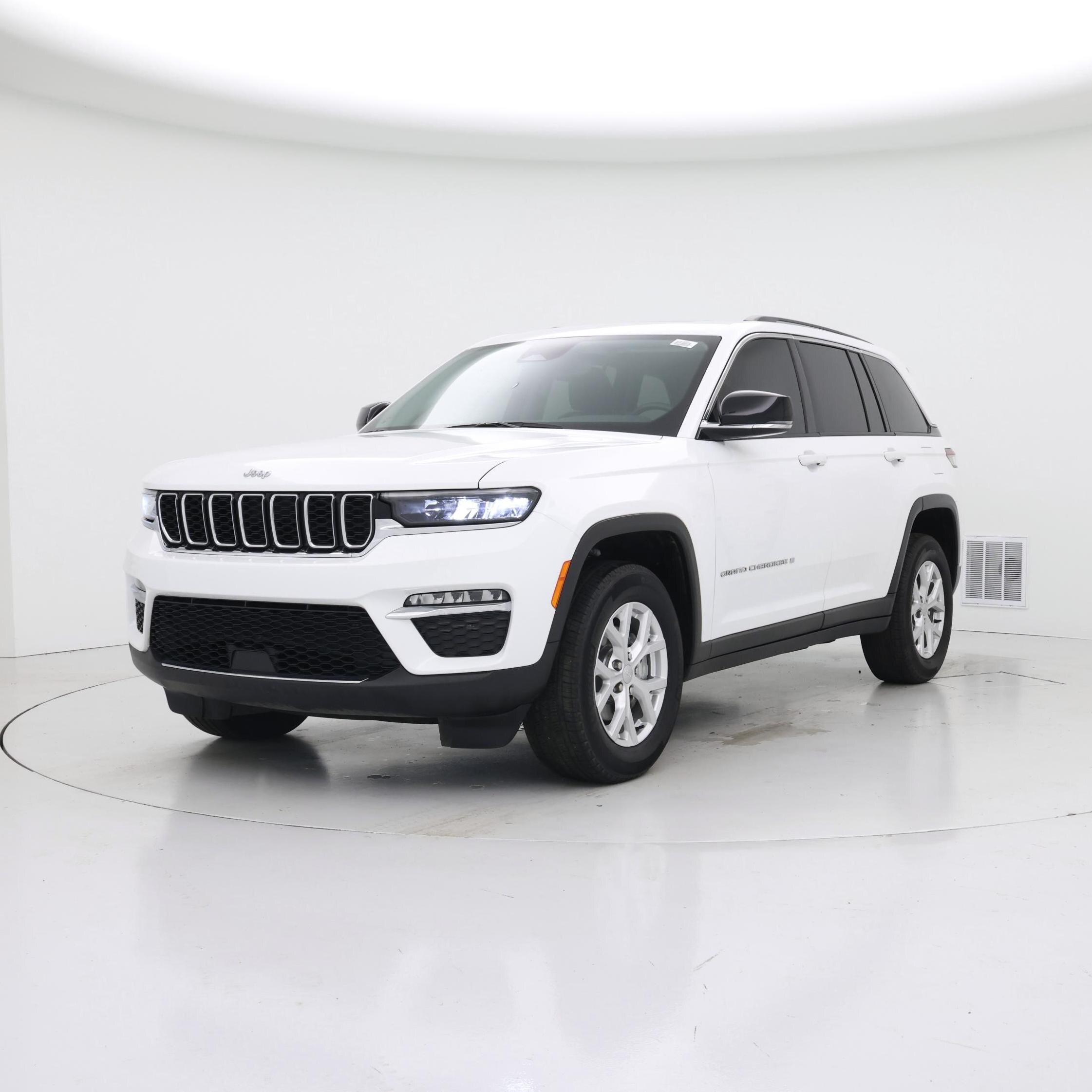 Thumbnail: 2023 Jeep Grand Cherokee - 4